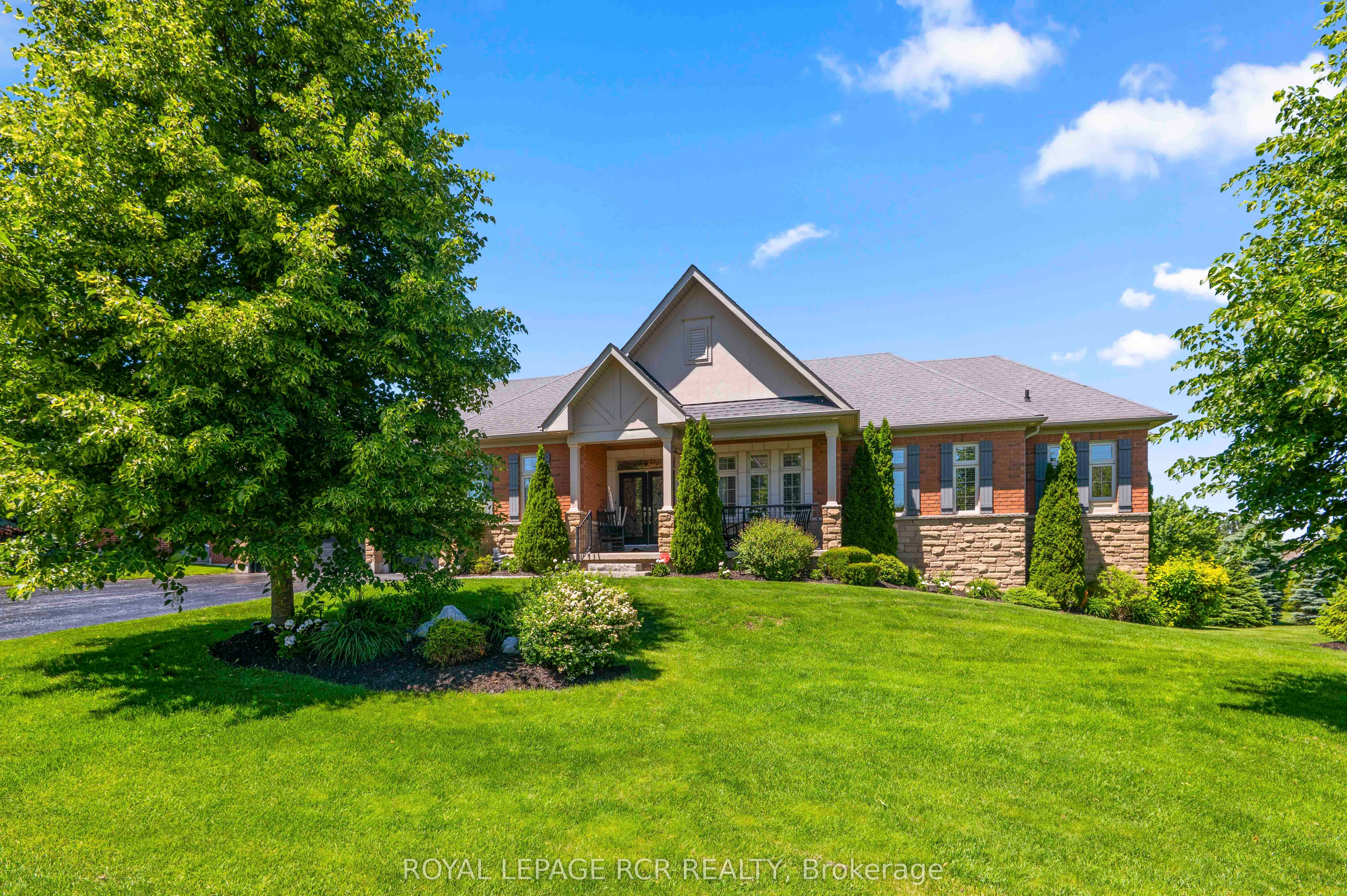 6 Masters Creek Boulevard Property Photo 3