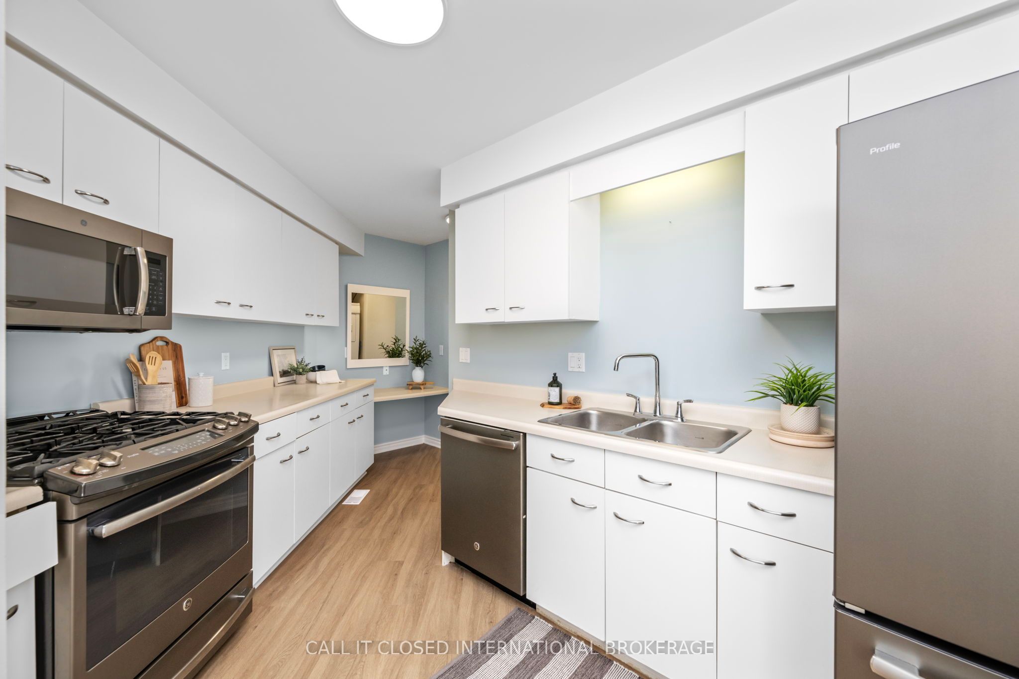 374 Edith Cavell Boulevard 3 Property Photo 10
