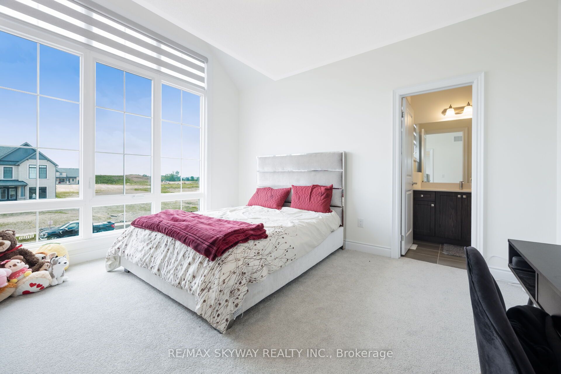 6 Ewing Way Property Photo 24