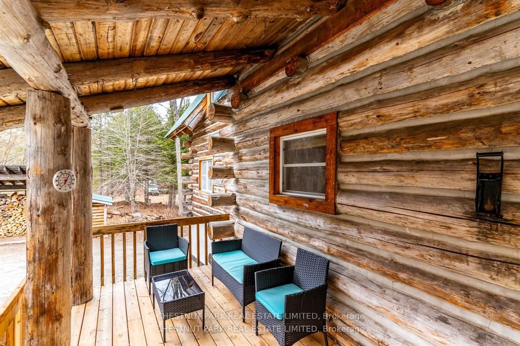 1068 Rattlesnake Road Property Photo 3