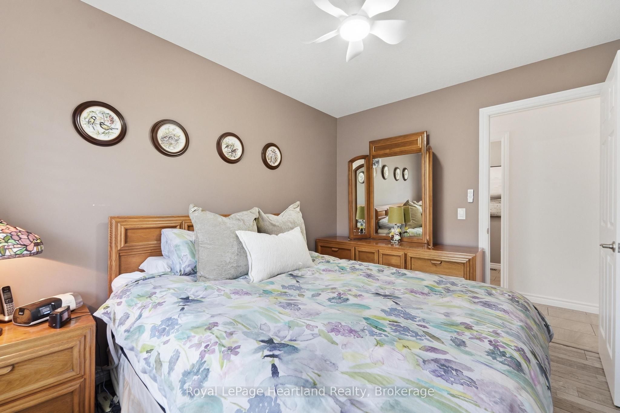 37 Lake Breeze Drive Property Photo 20