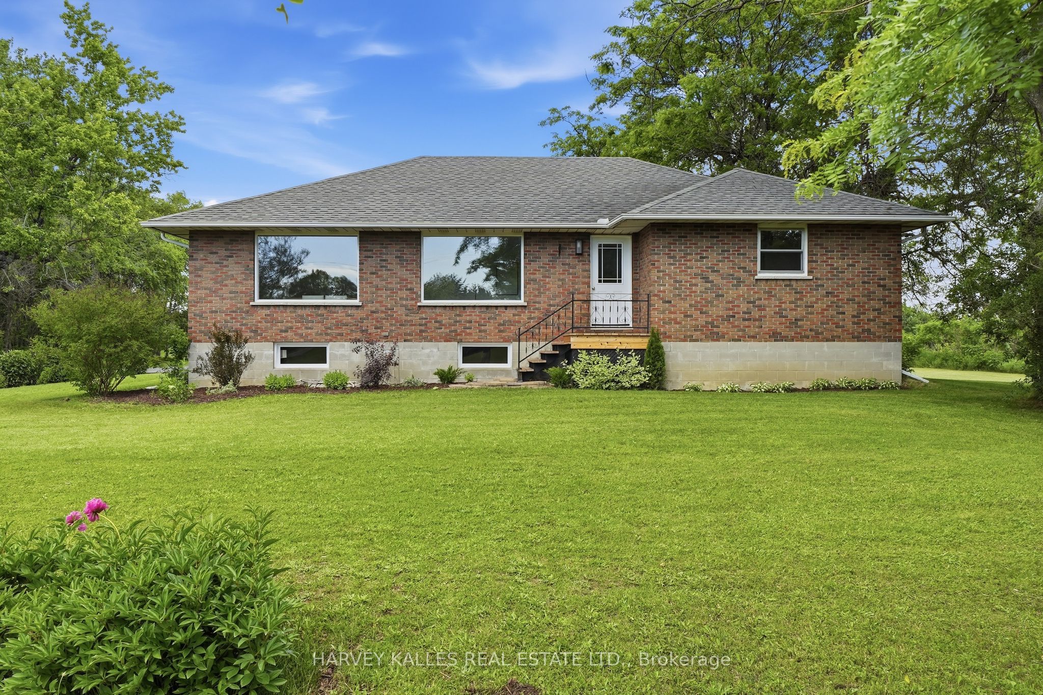 511 County Road 8 Property Photo 6
