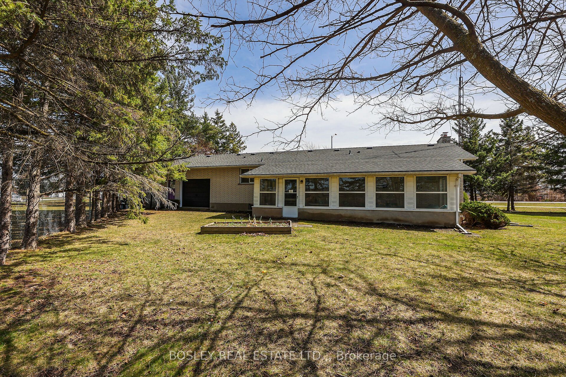 1320 Niagara Stone Road Property Photo 10