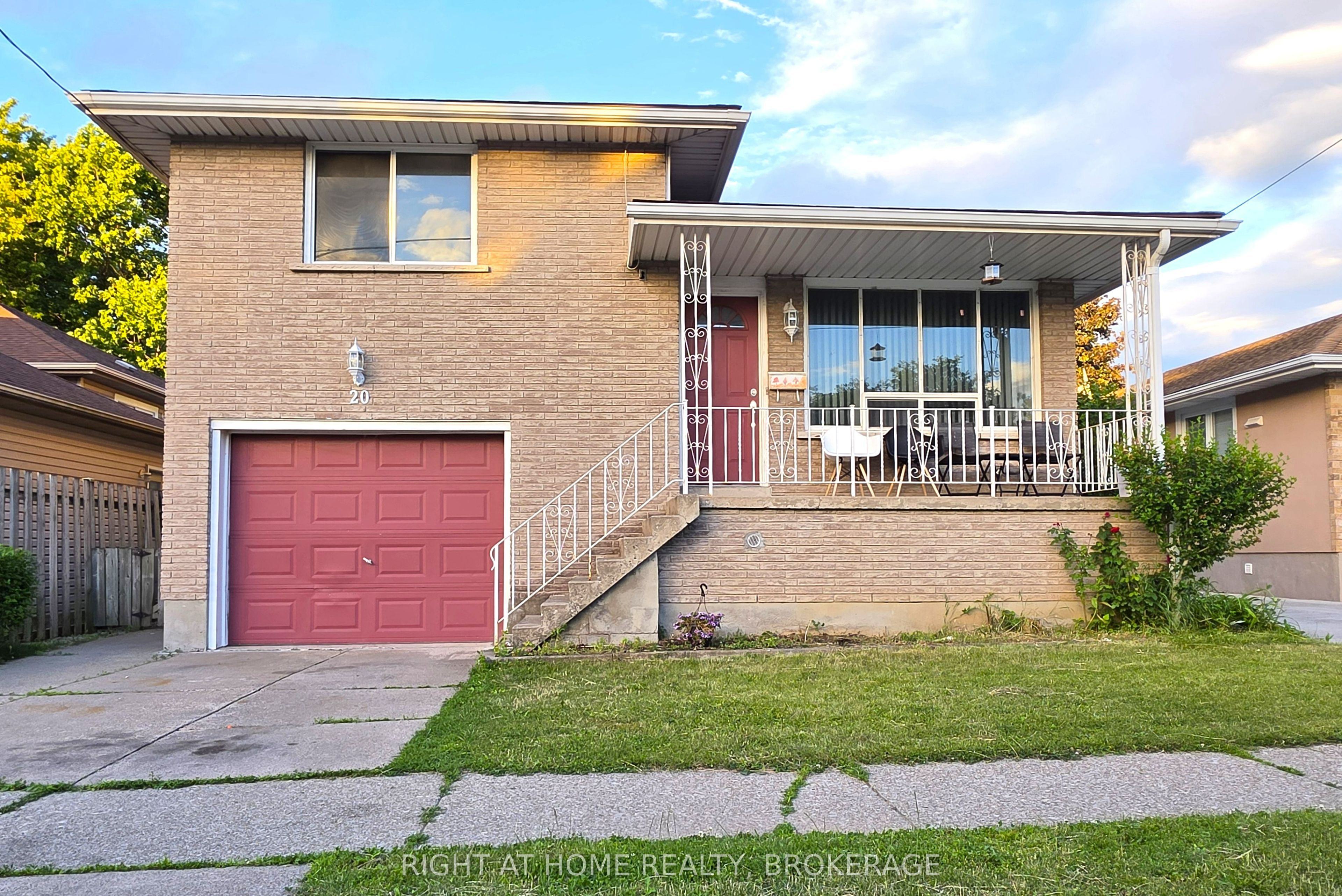 20 Augusta Avenue Property Photo 8
