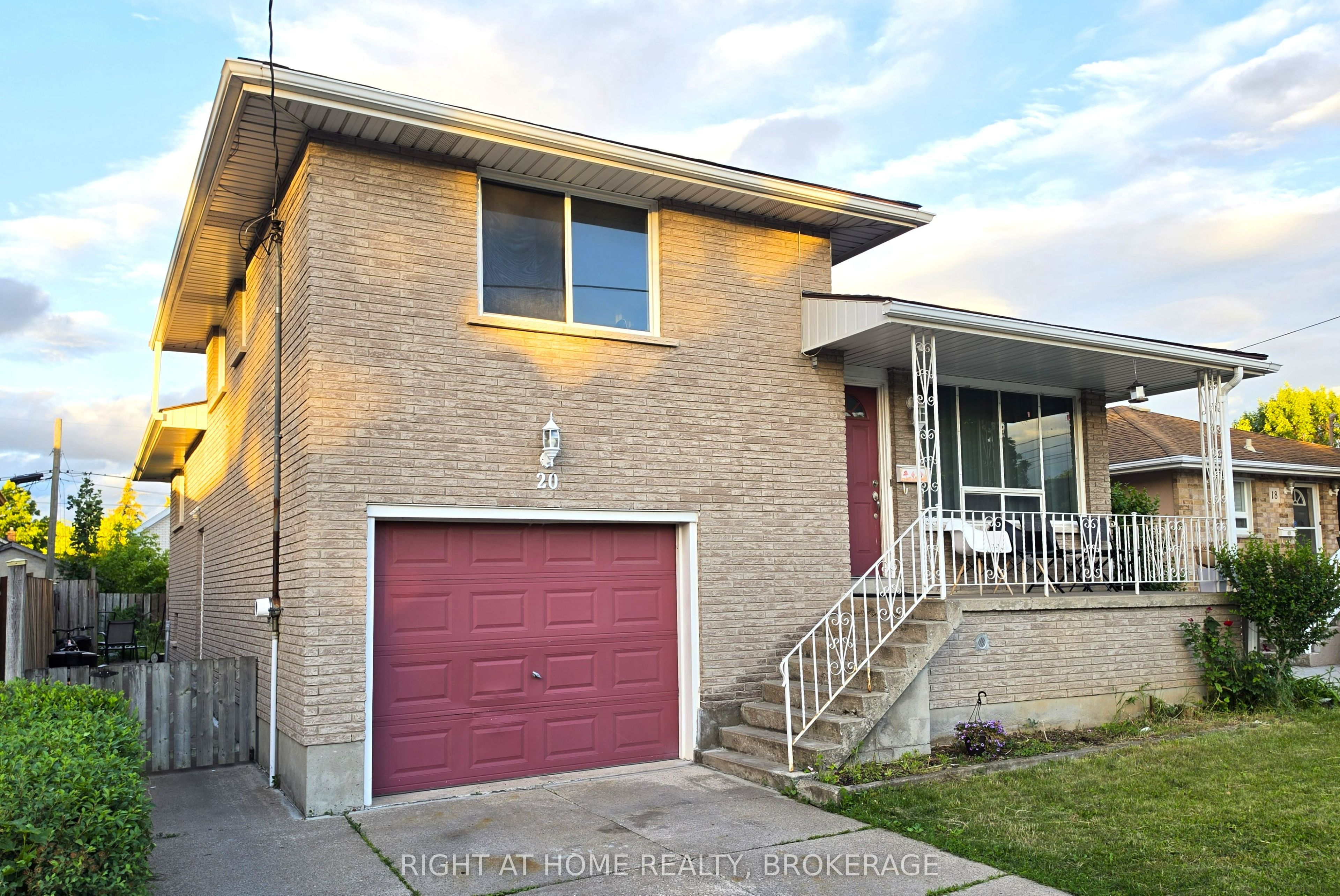 20 Augusta Avenue Property Photo 12