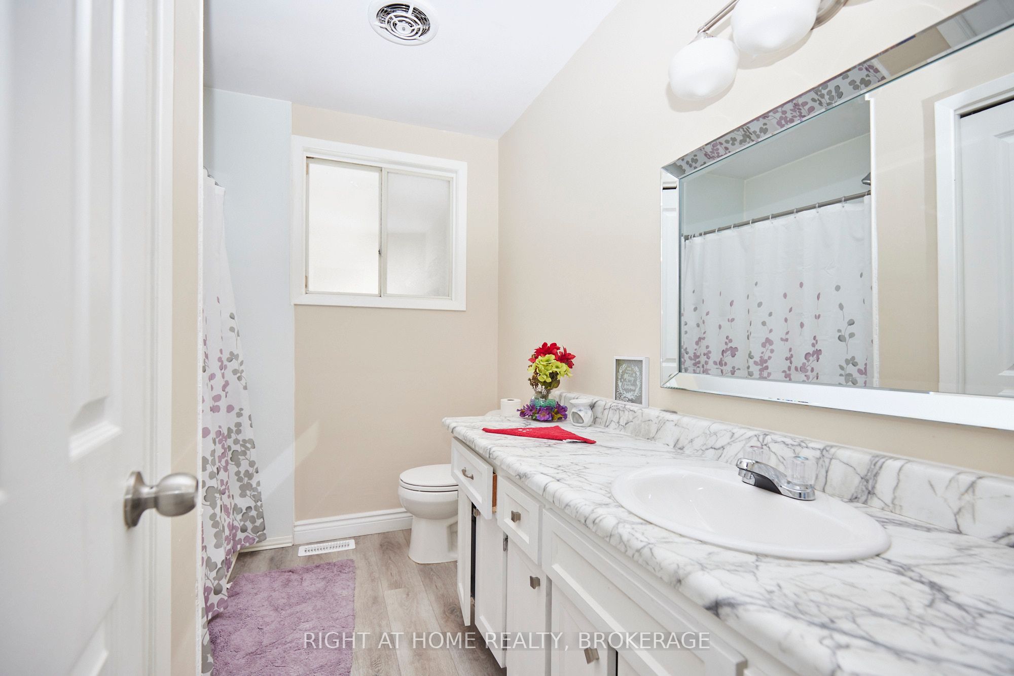 20 Augusta Avenue Property Photo 19