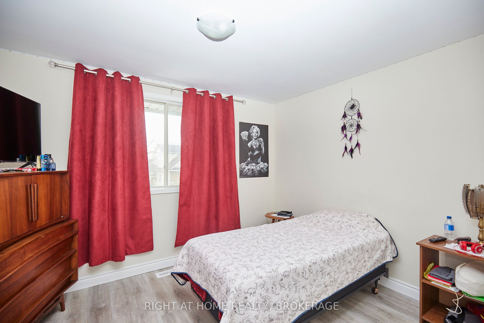 20 Augusta Avenue Property Photo 21