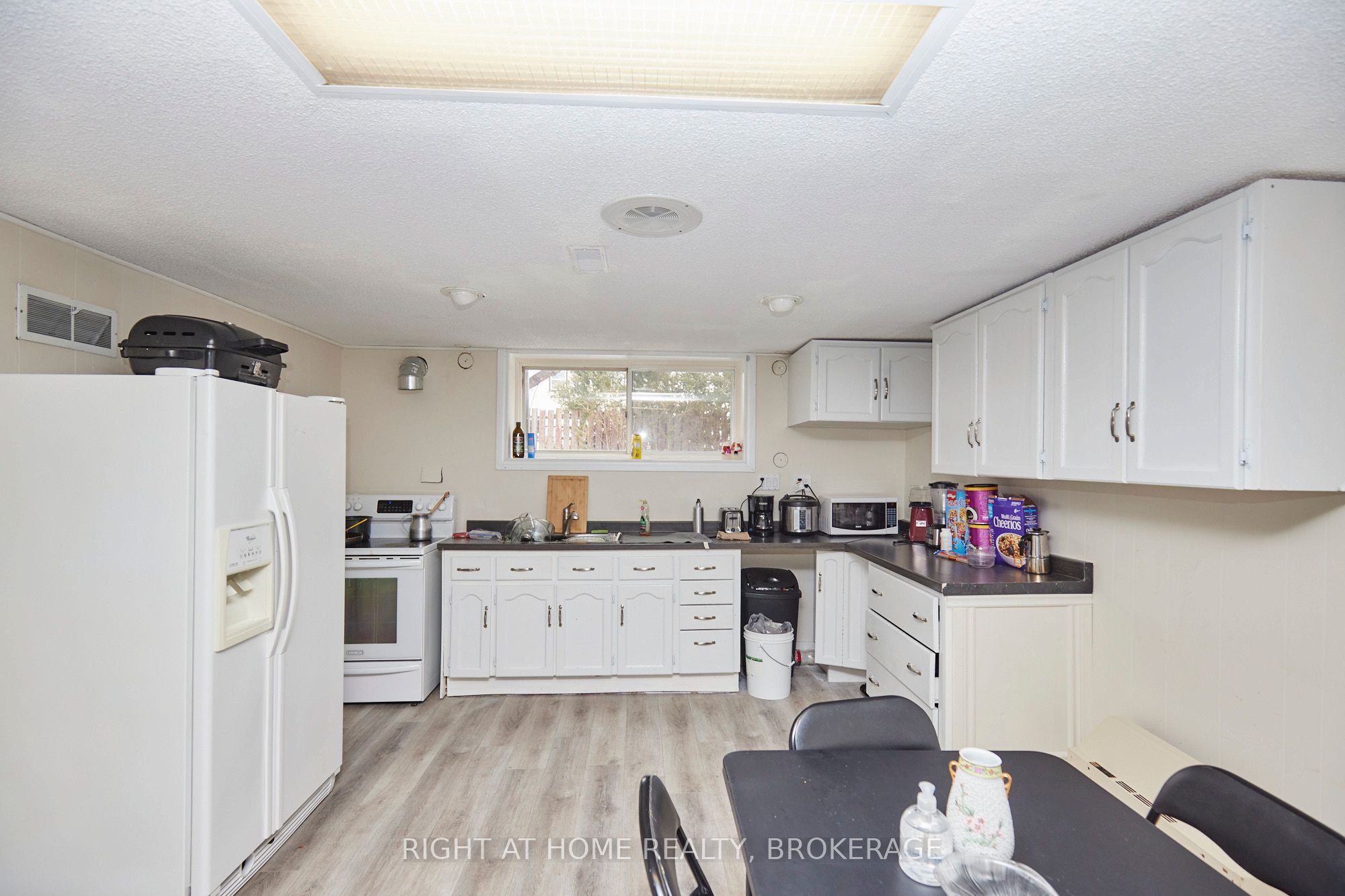 20 Augusta Avenue Property Photo 29