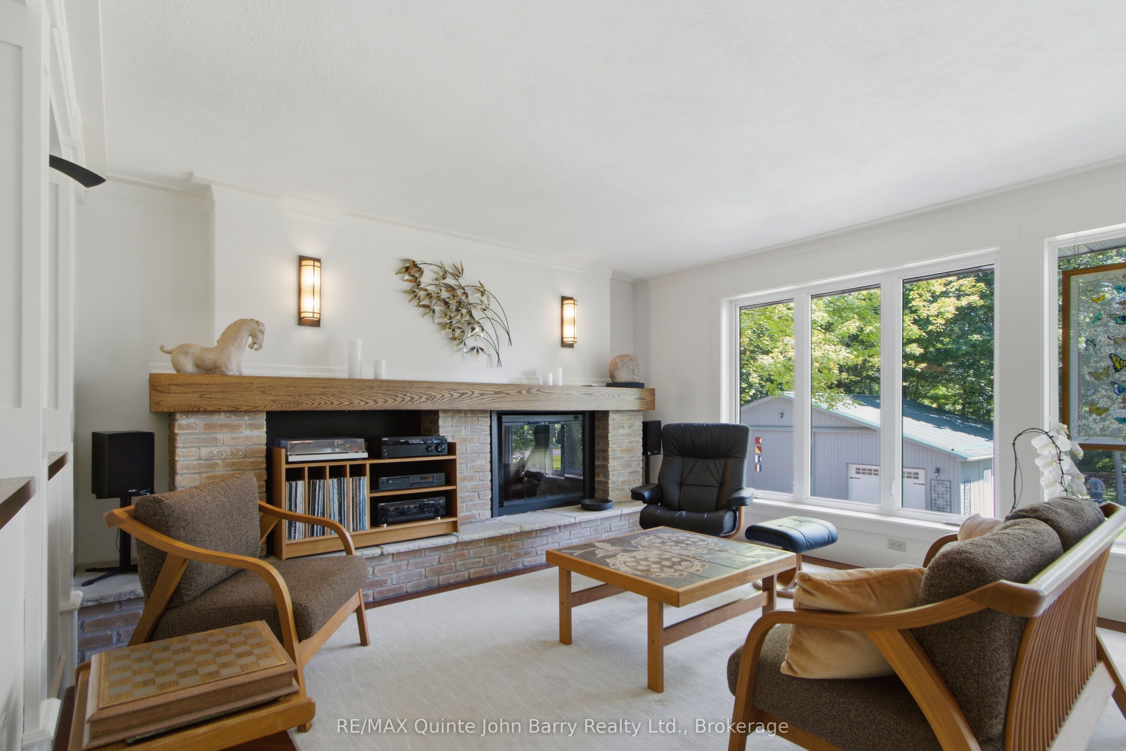 53 Power Street Property Photo 8