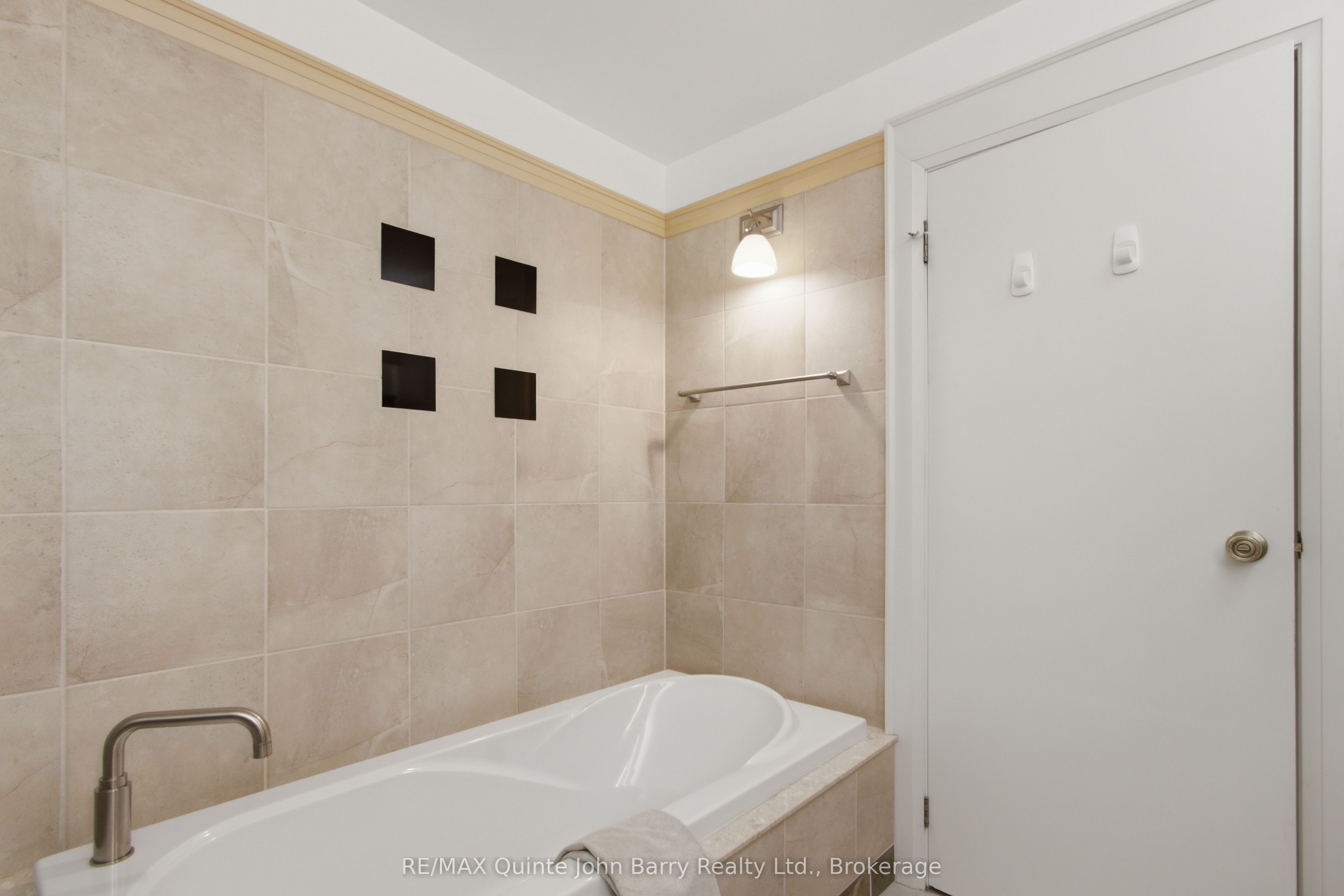 53 Power Street Property Photo 23