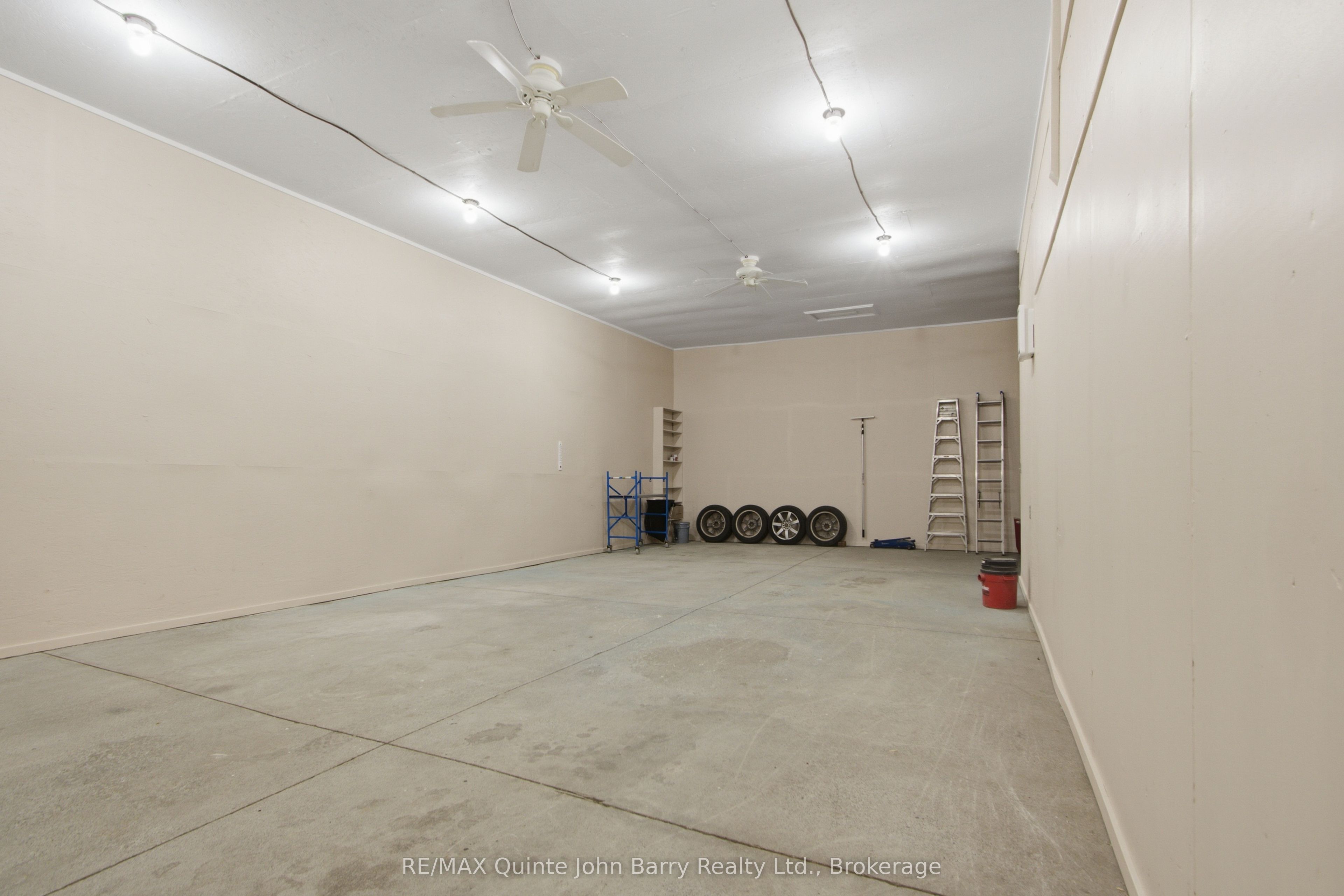 53 Power Street Property Photo 45