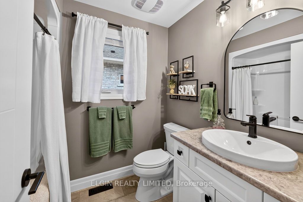 40 Glengariff Drive Property Photo 23
