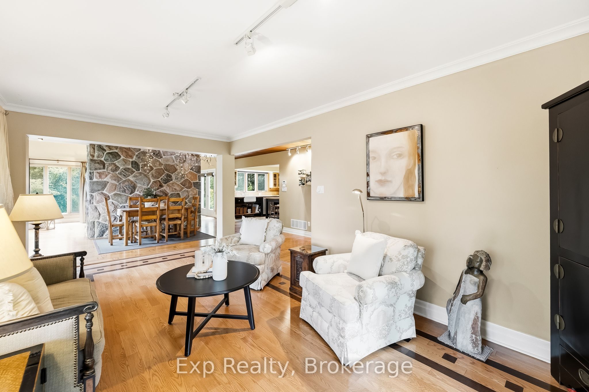 3282 Williamson Road Property Photo 10