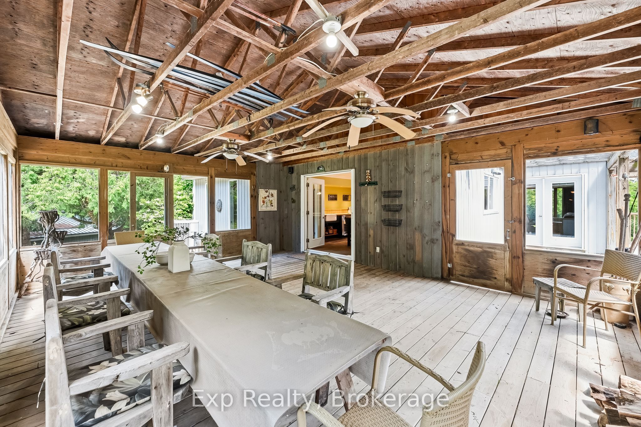 3282 Williamson Road Property Photo 21