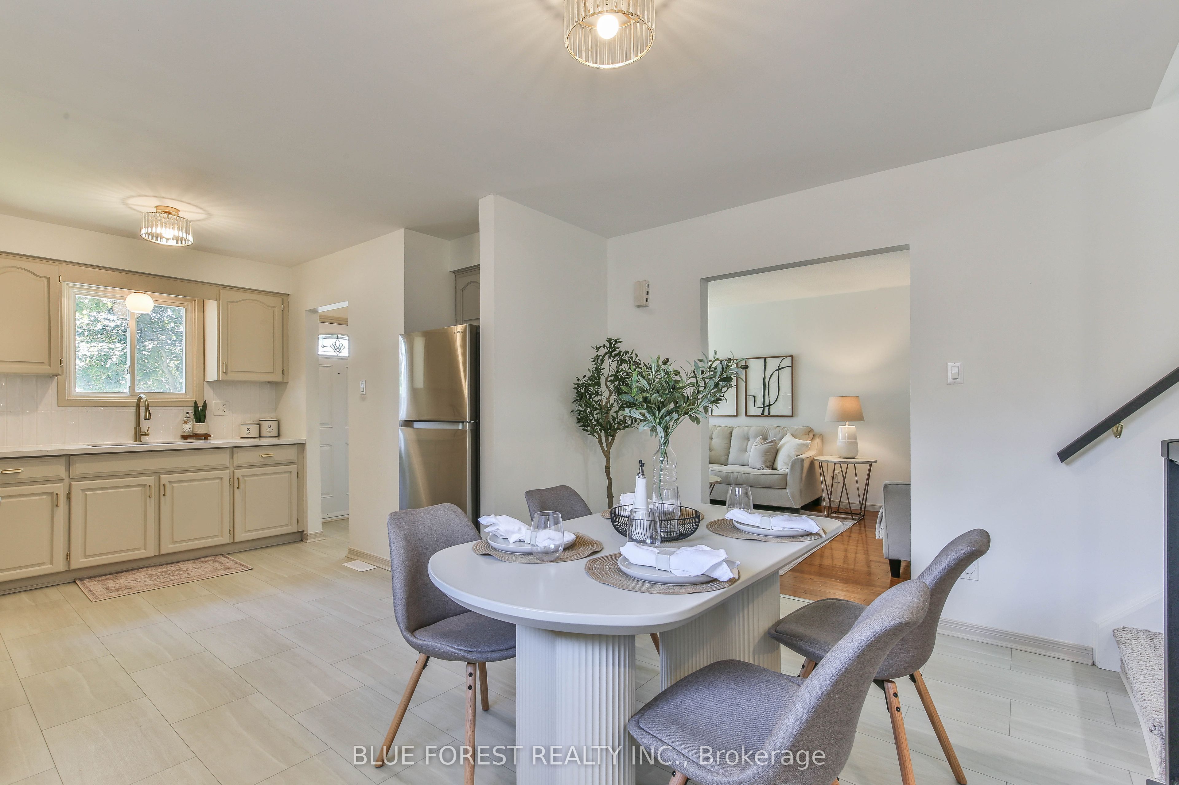 71 Rosamond Crescent Property Photo 14