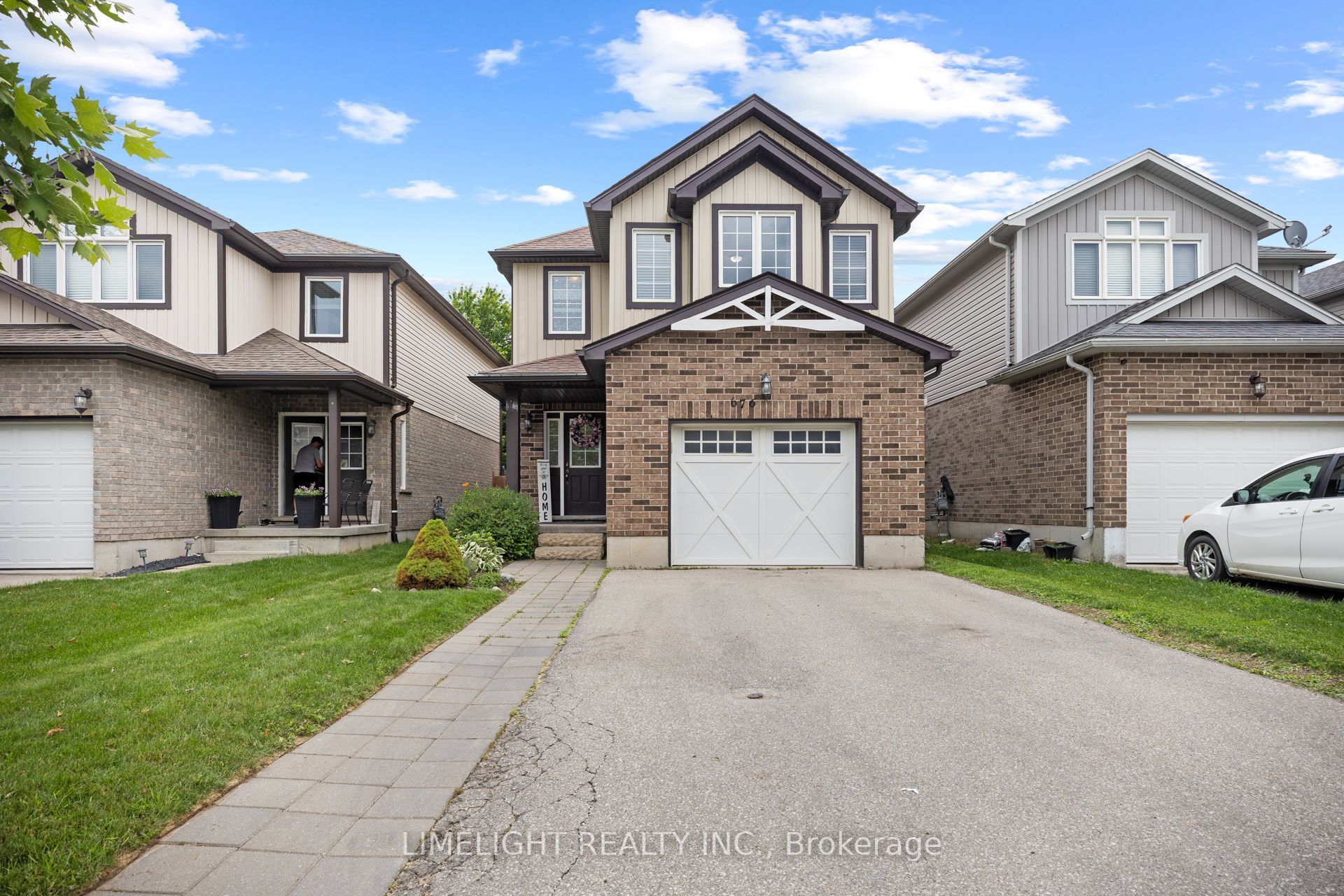 676 Guiness Way Property Photo 1