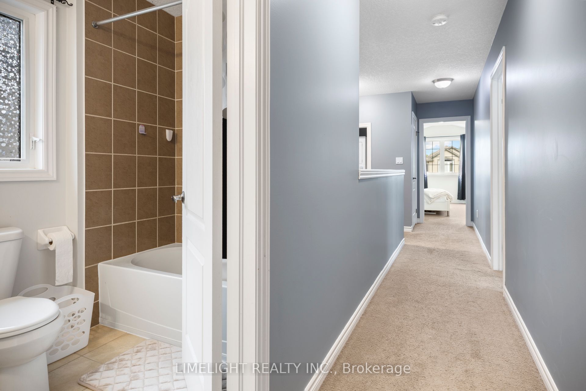676 Guiness Way Property Photo 23