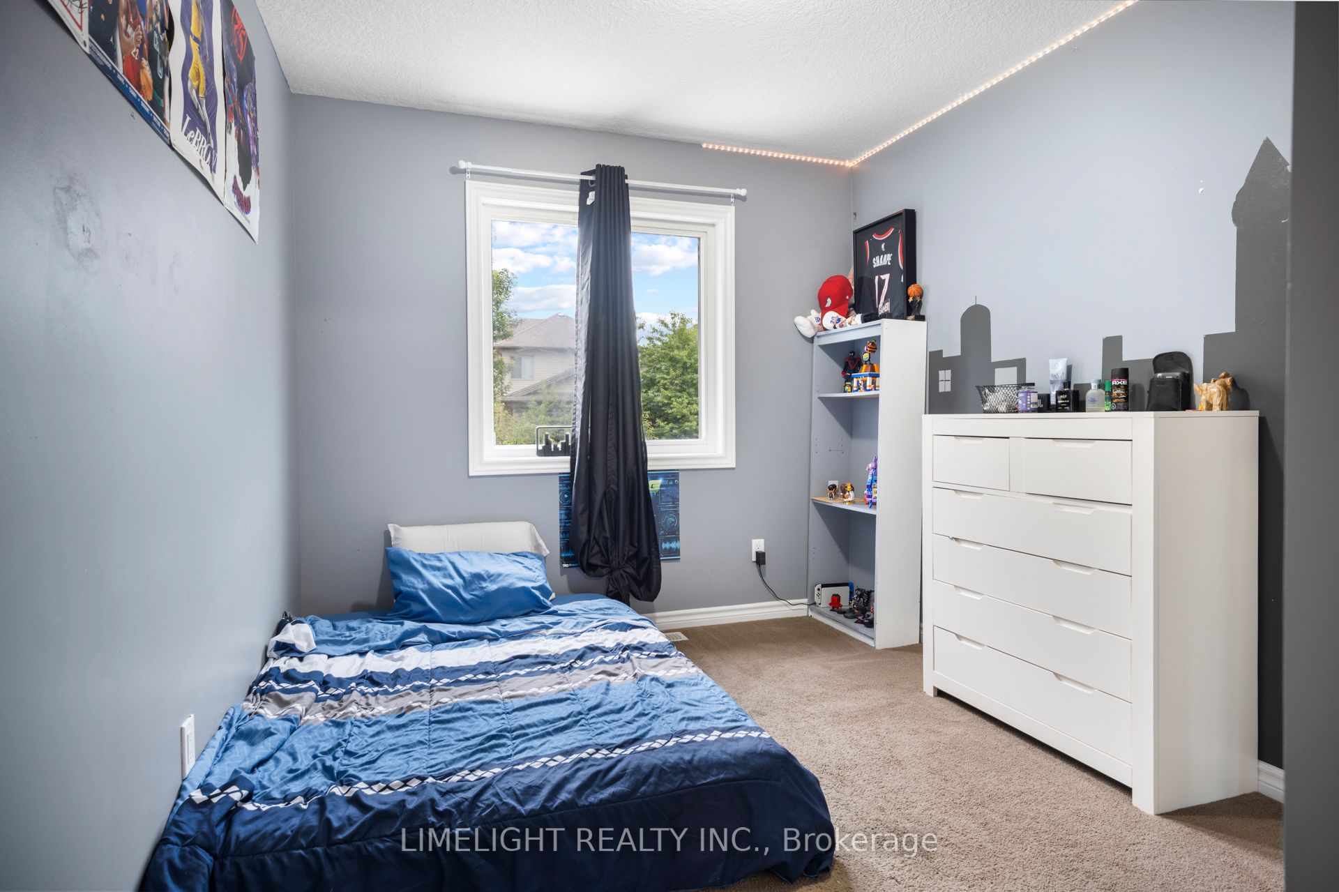 676 Guiness Way Property Photo 24