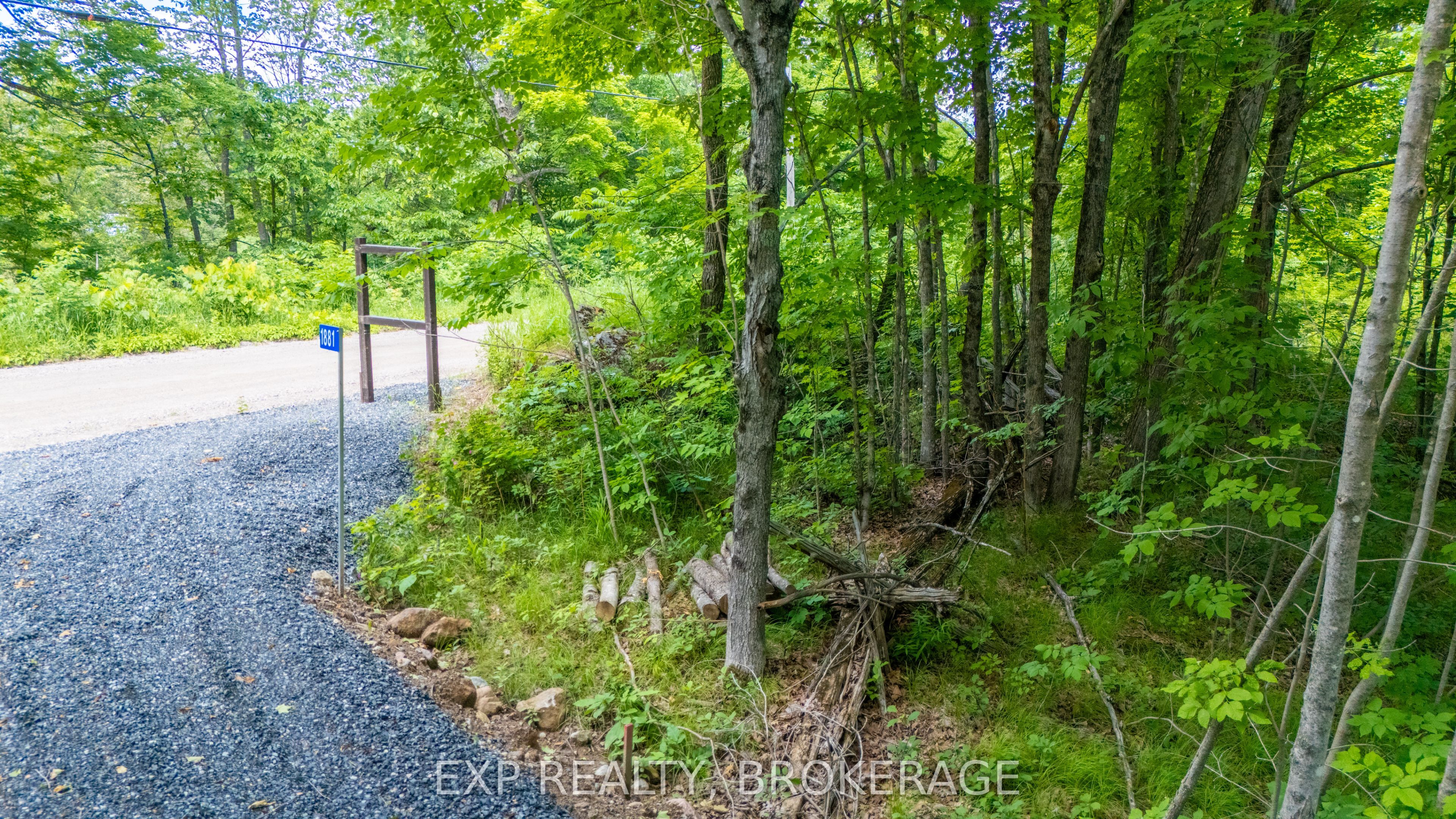 1881 Elm Tree Road Property Photo 7