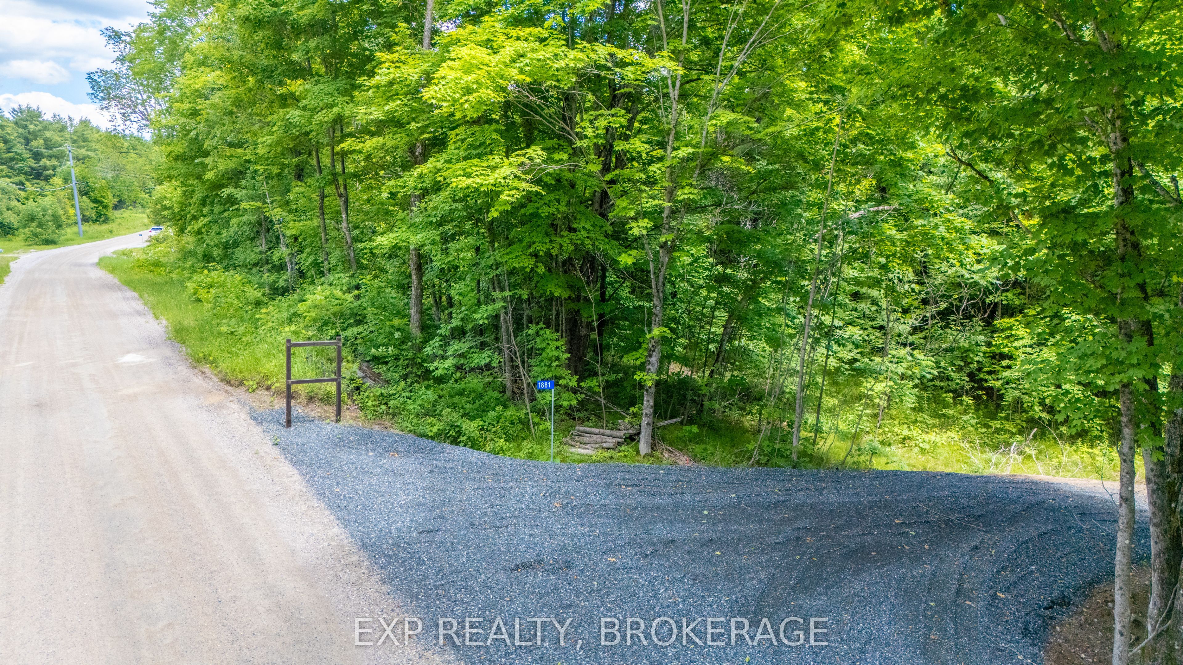 1881 Elm Tree Road Property Photo 9
