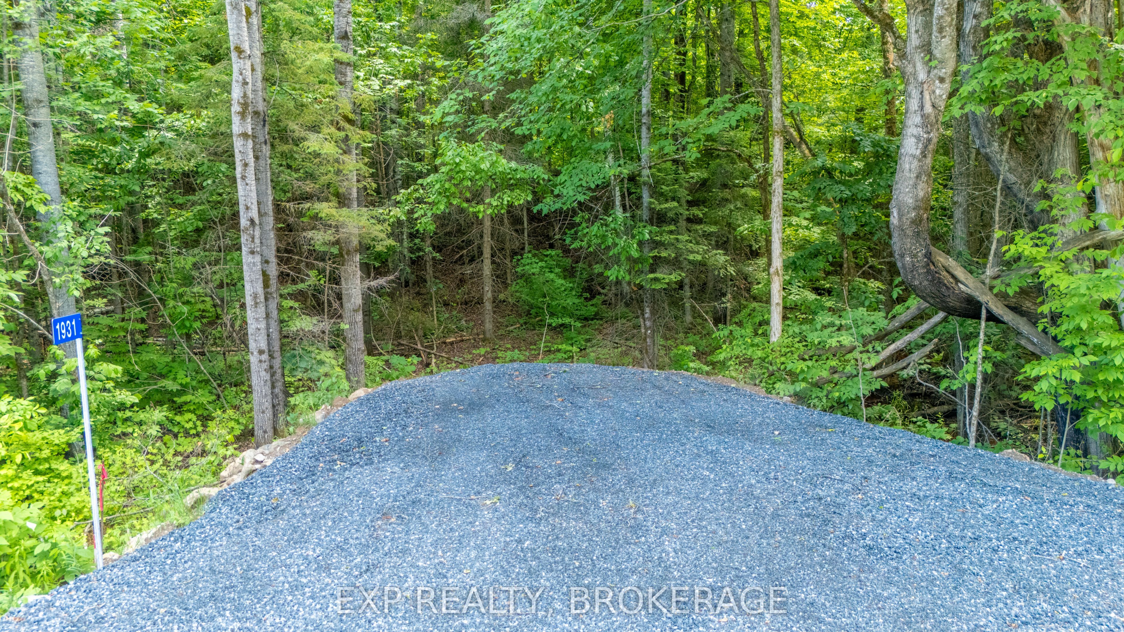 1931 Elm Tree Road Property Photo 2