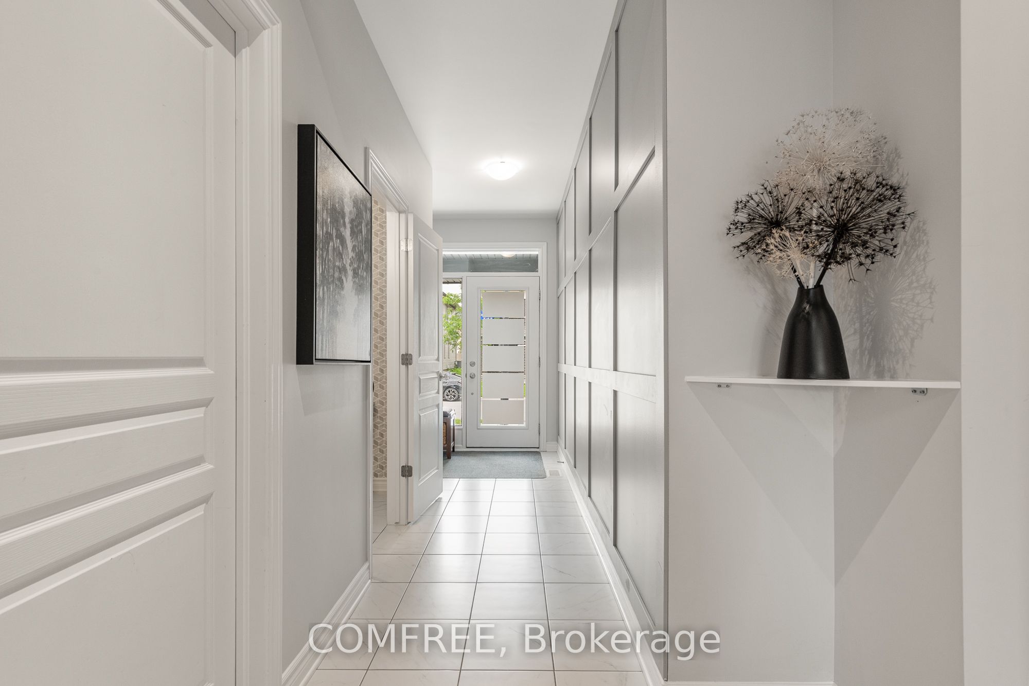 792 Twist Way Property Photo 8