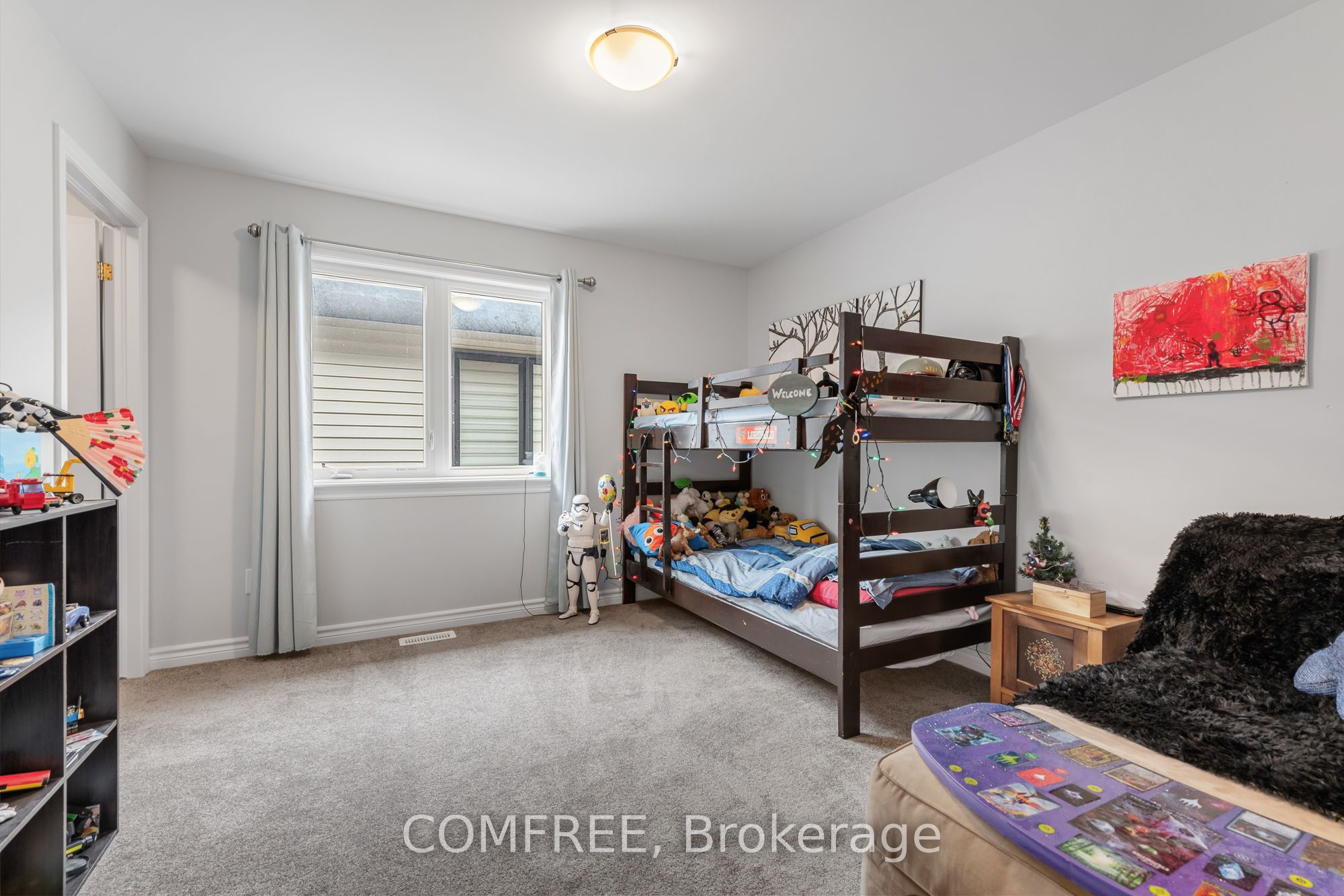 792 Twist Way Property Photo 25