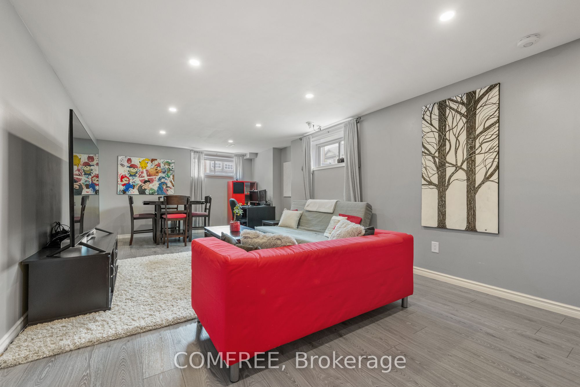 792 Twist Way Property Photo 32