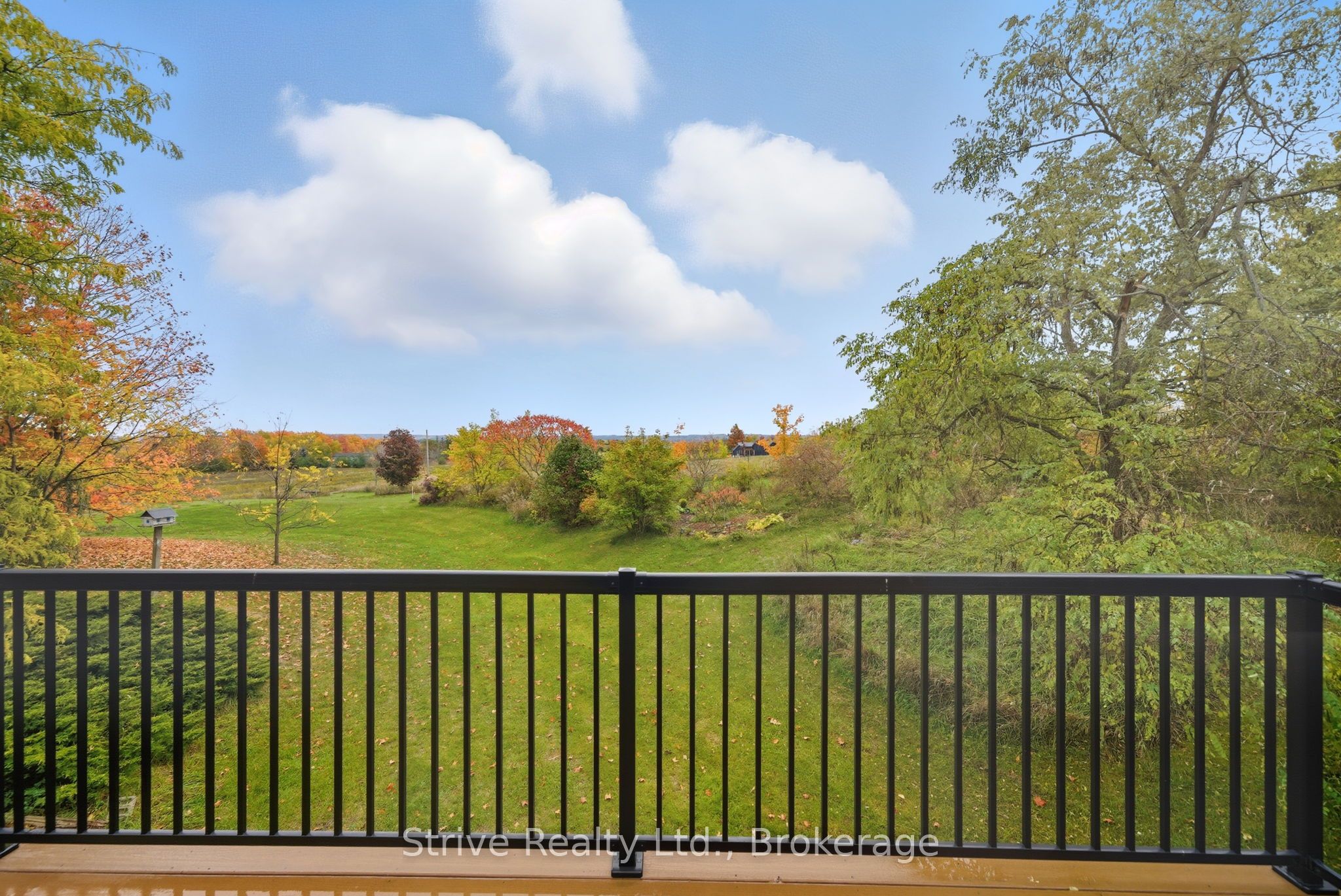 996 Third Line Property Photo 15