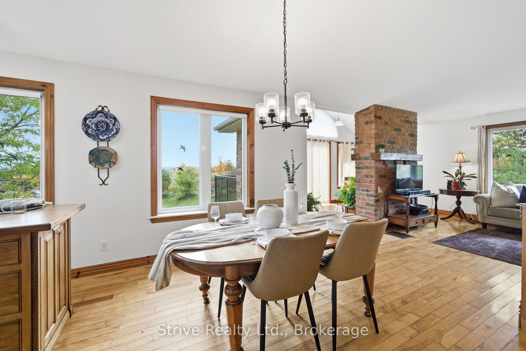 996 Third Line Property Photo 19