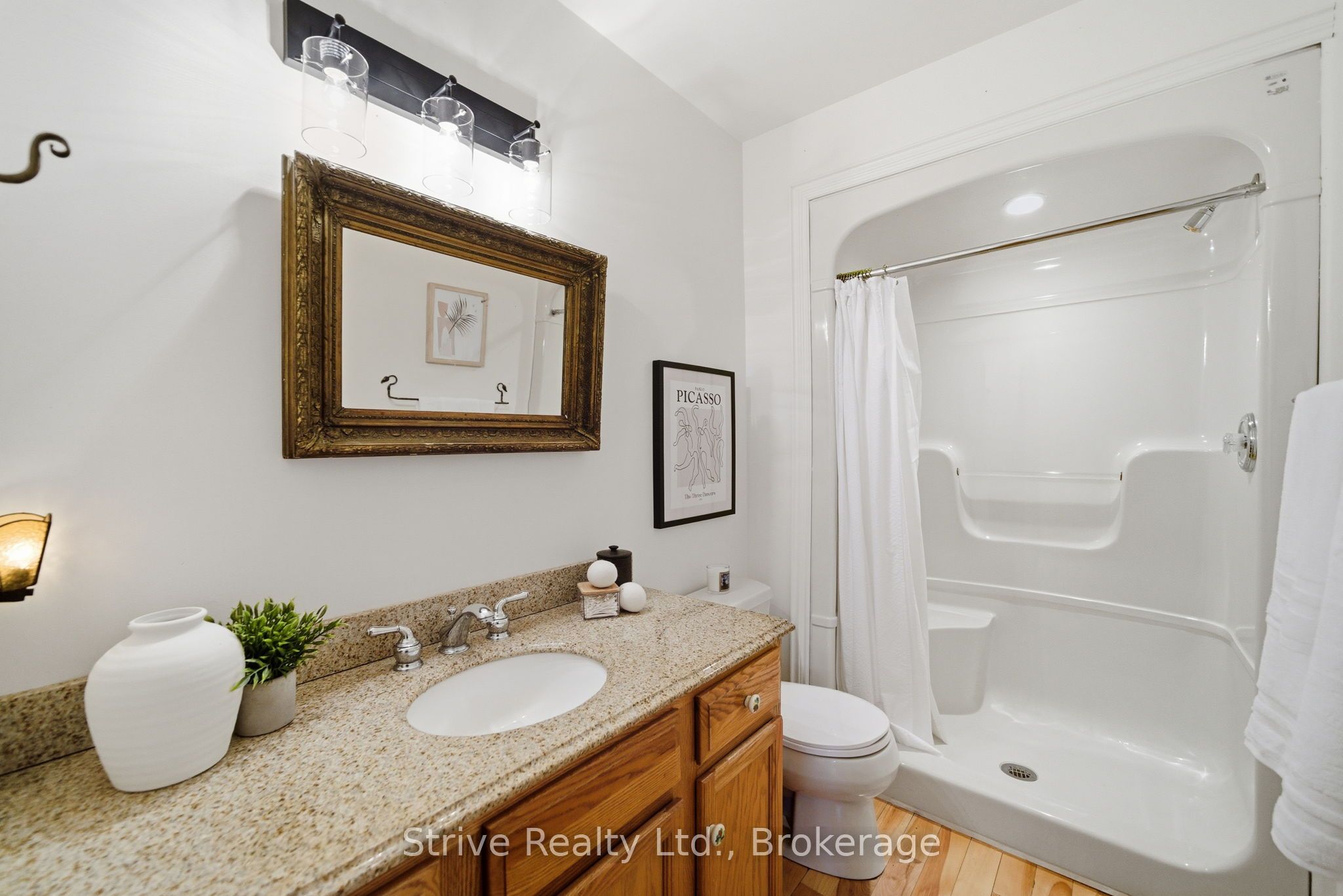 996 Third Line Property Photo 29