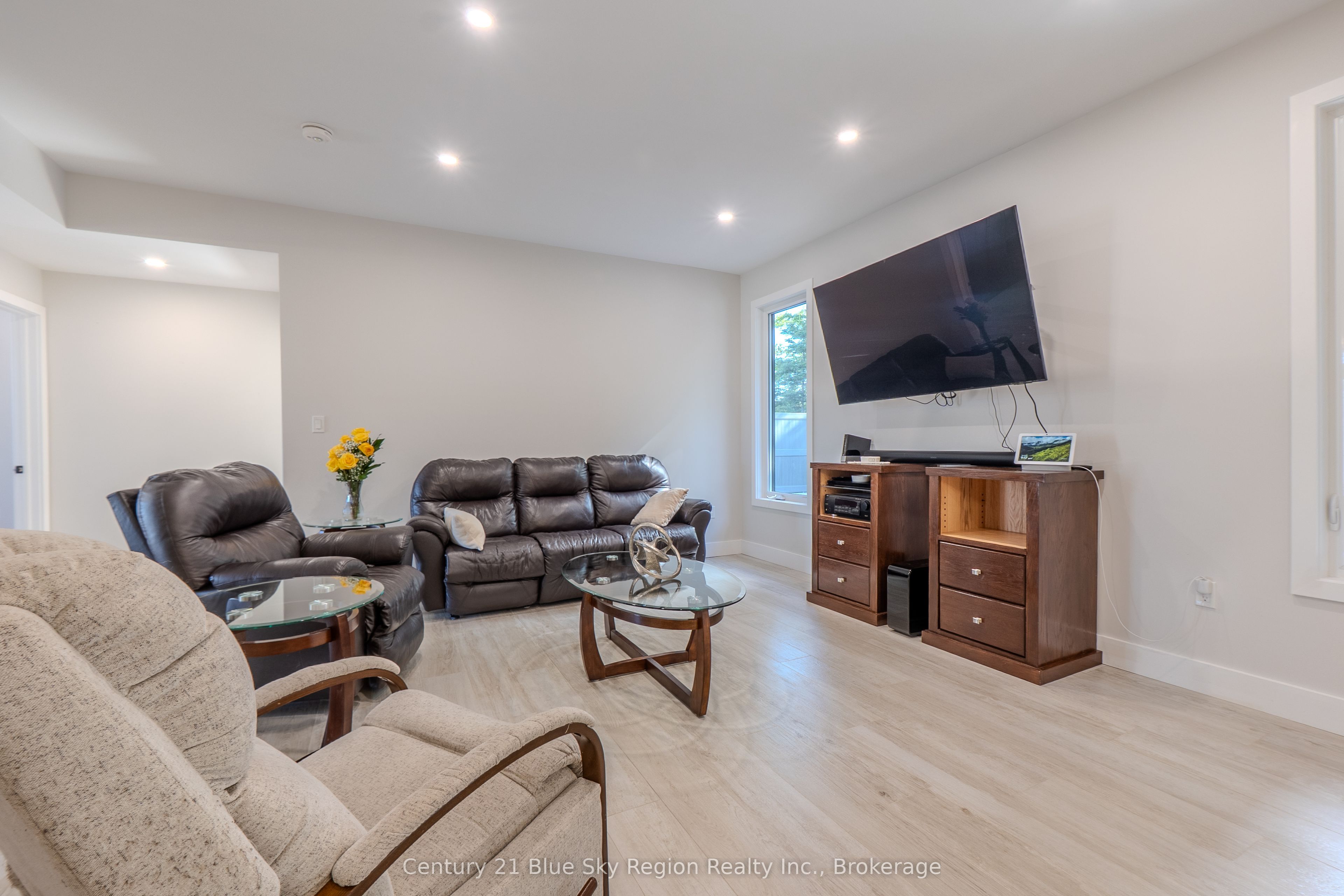 51 Welkin Grove Property Photo 32