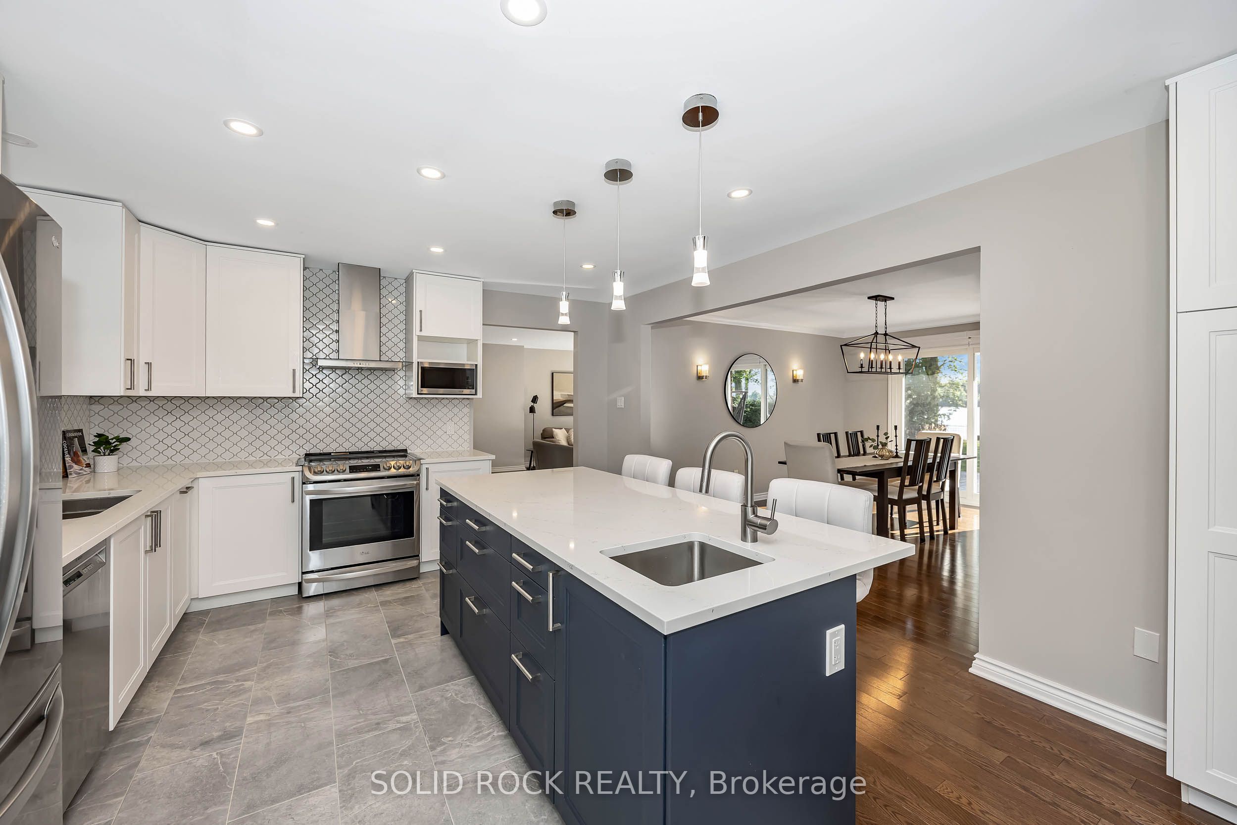 3710 River Road Property Photo 16