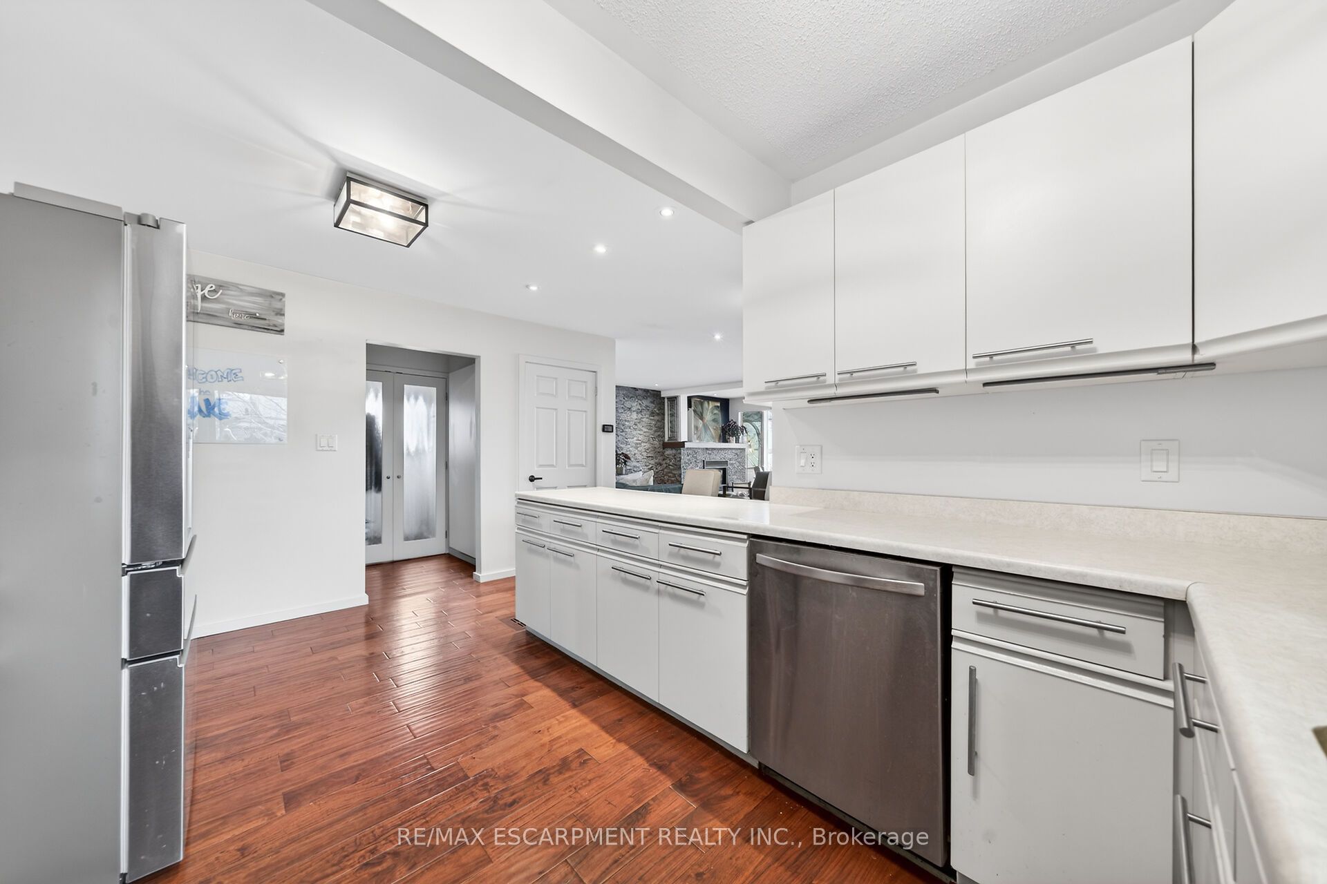 108 Lakeside Drive Property Photo 11
