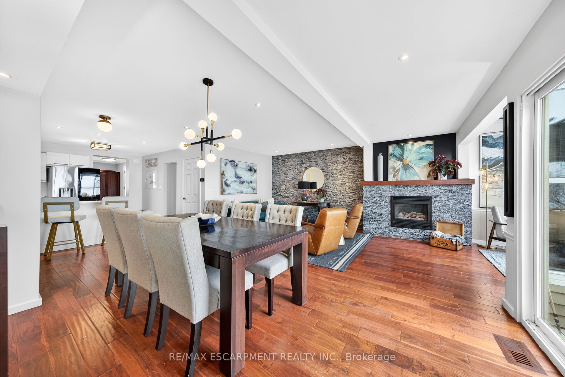 108 Lakeside Drive Property Photo 14