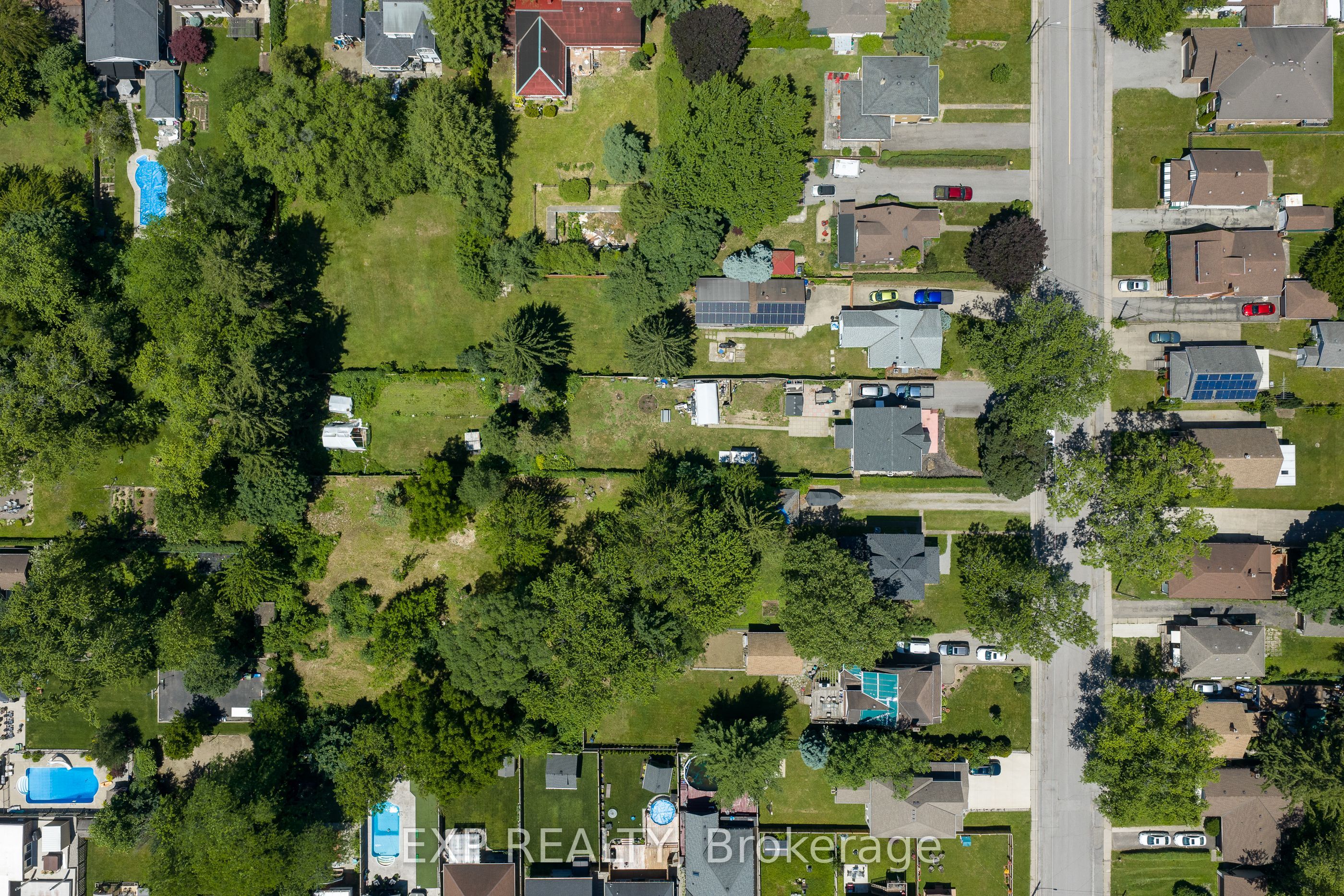 6111 Carlton Avenue Property Photo 3