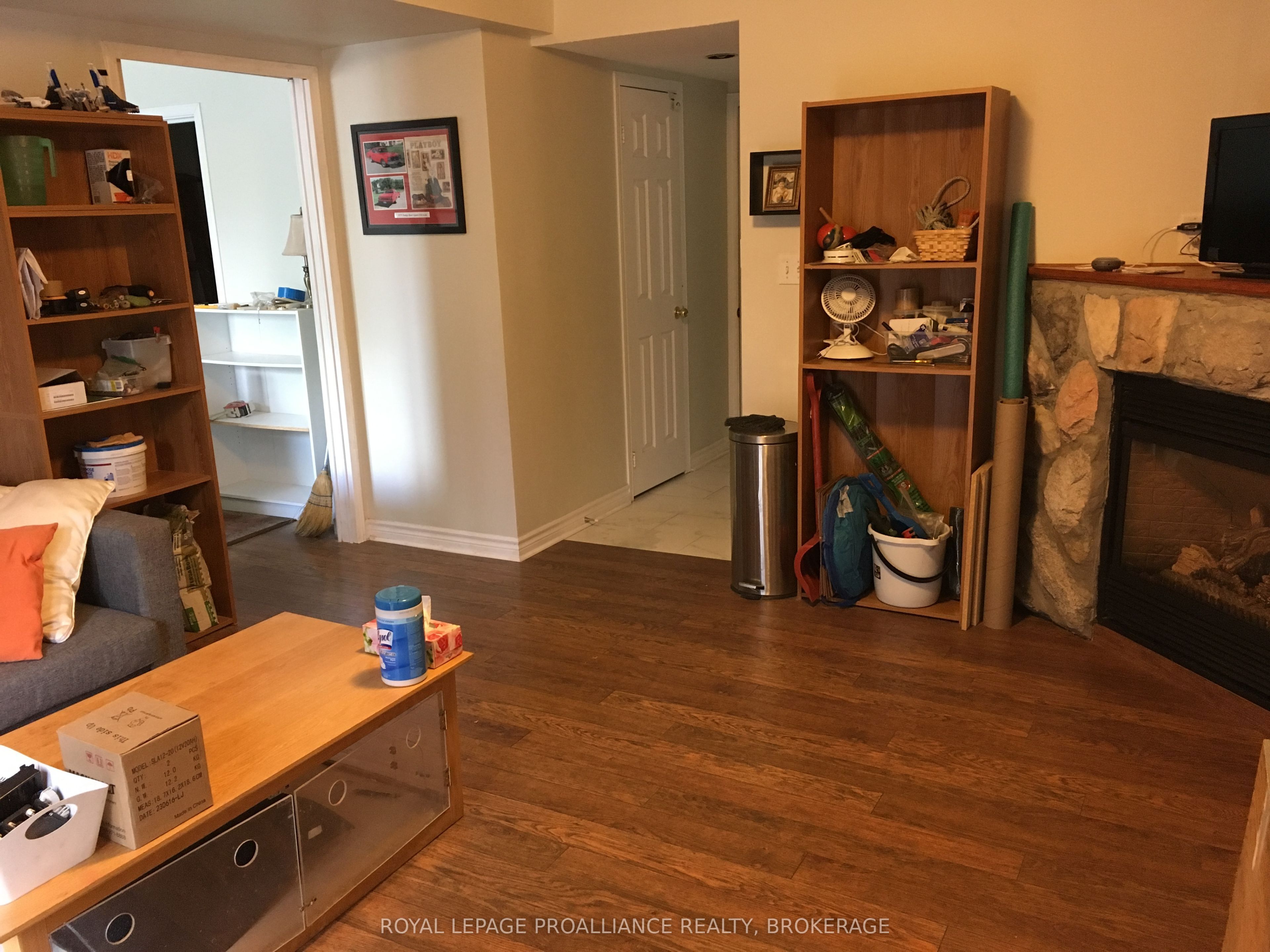 653 Barnsley Crescent Property Photo 26