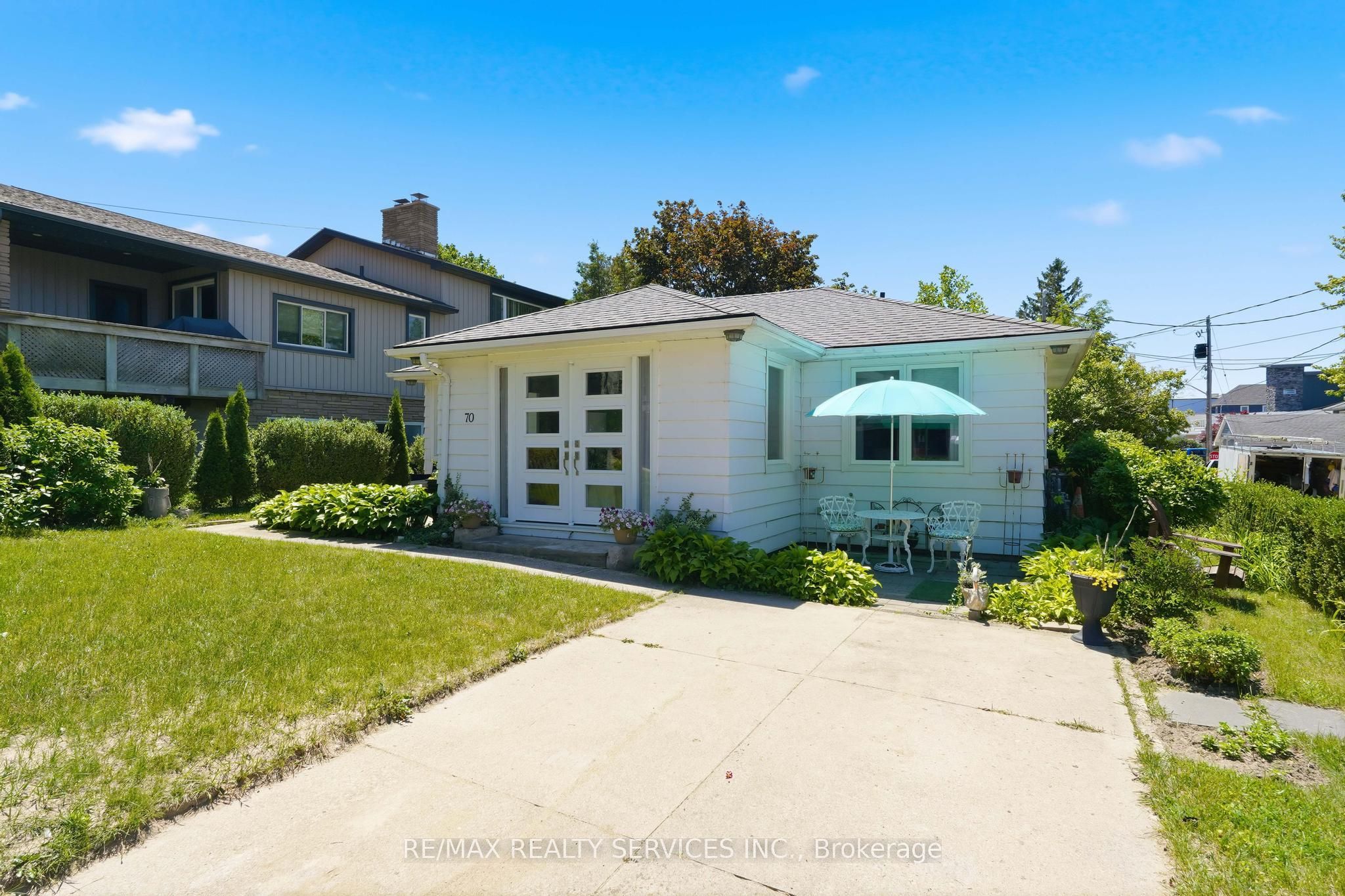 70 Oak Street Property Photo 8