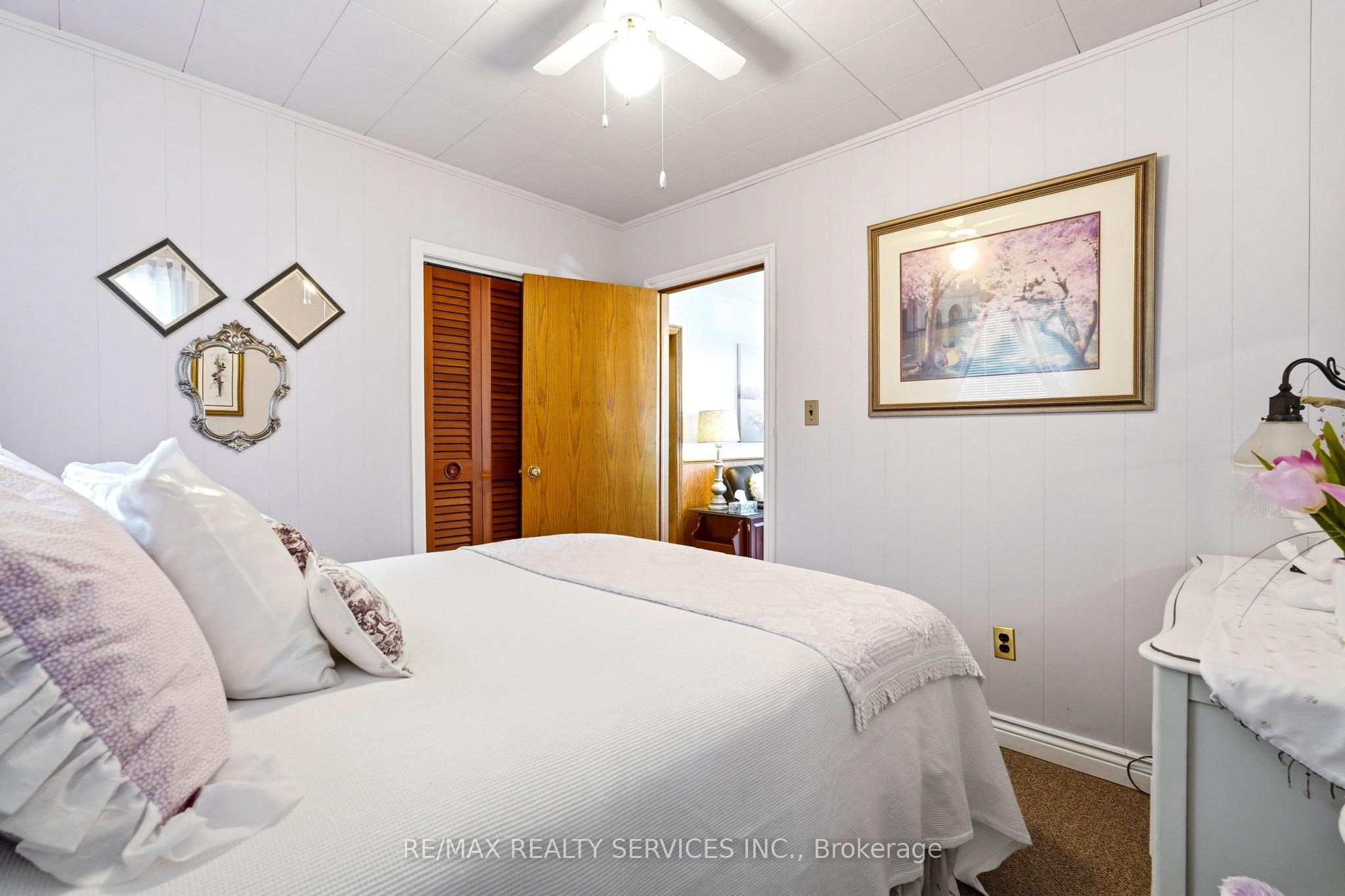 70 Oak Street Property Photo 24