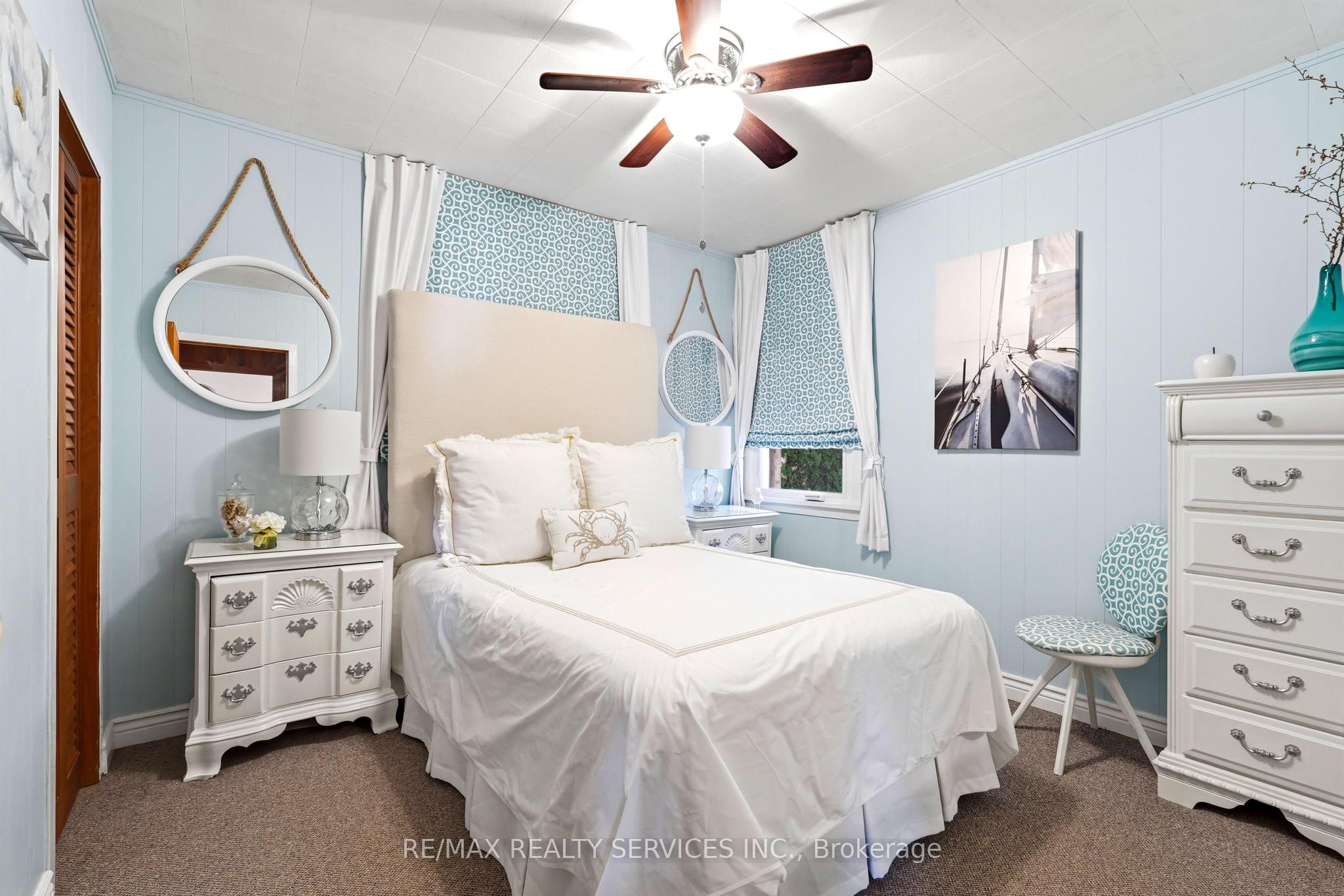 70 Oak Street Property Photo 25