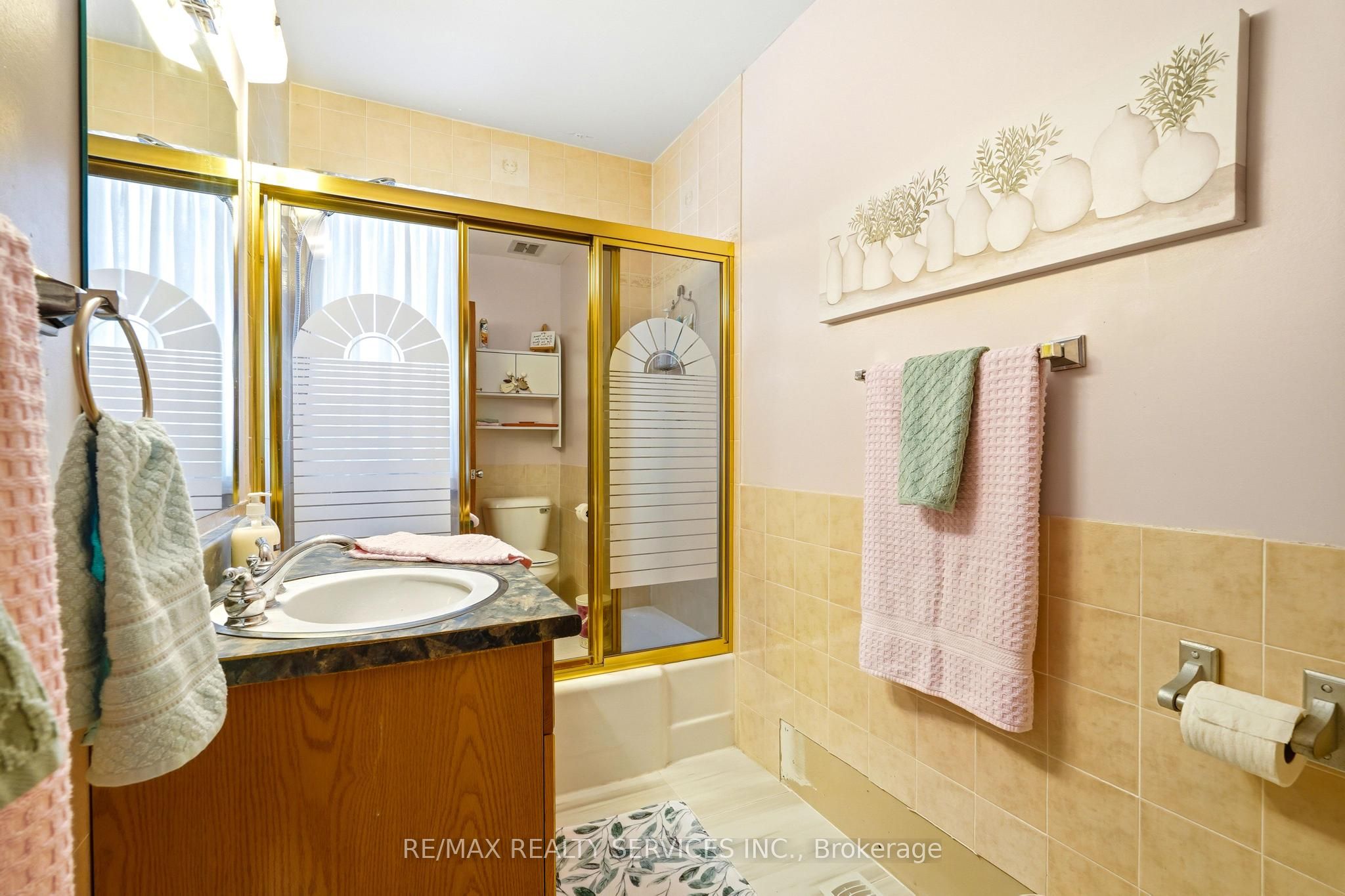 70 Oak Street Property Photo 29