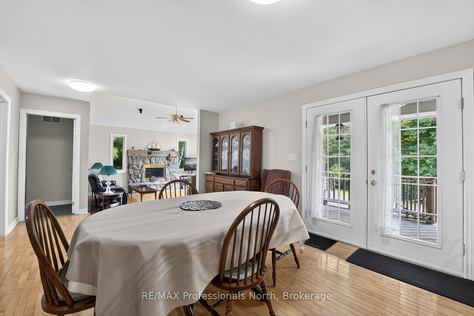 17254 Highway 118 Property Photo 9