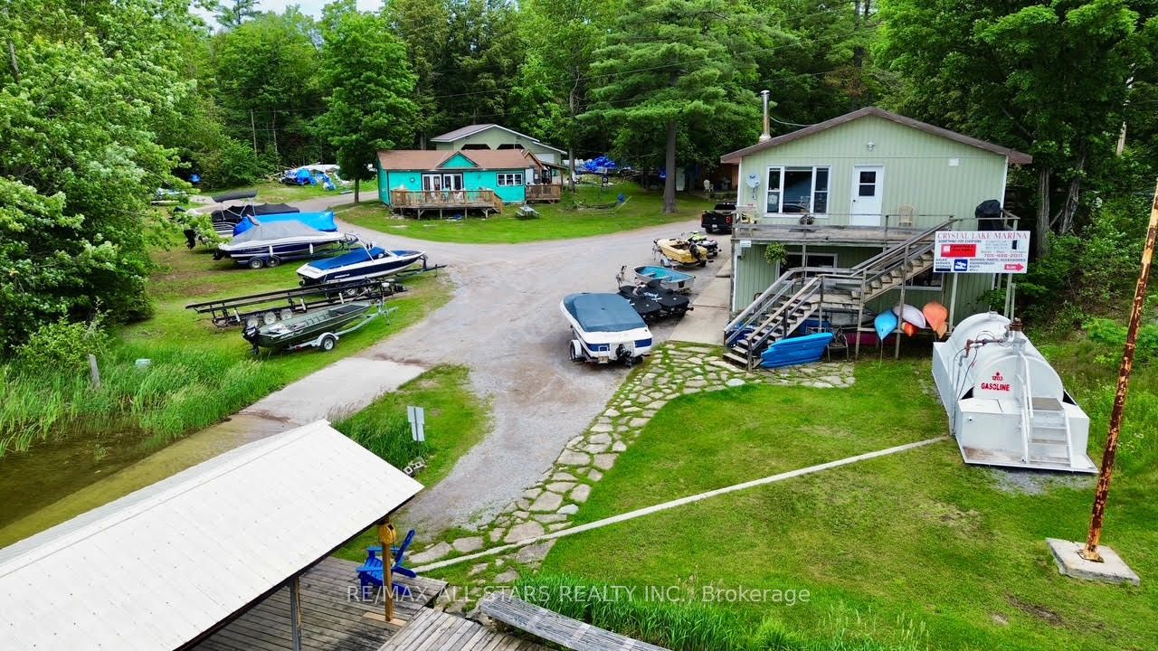 25 West Clear Bay Road Property Photo 5