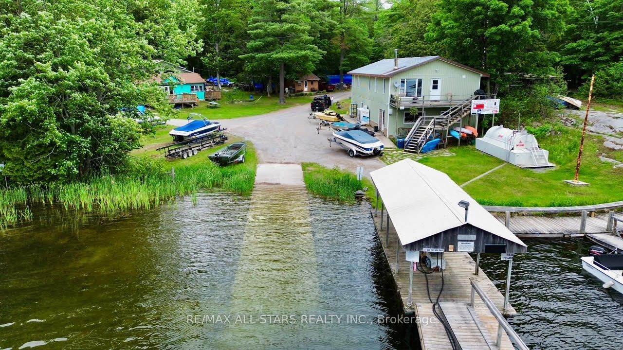 25 West Clear Bay Road Property Photo 6