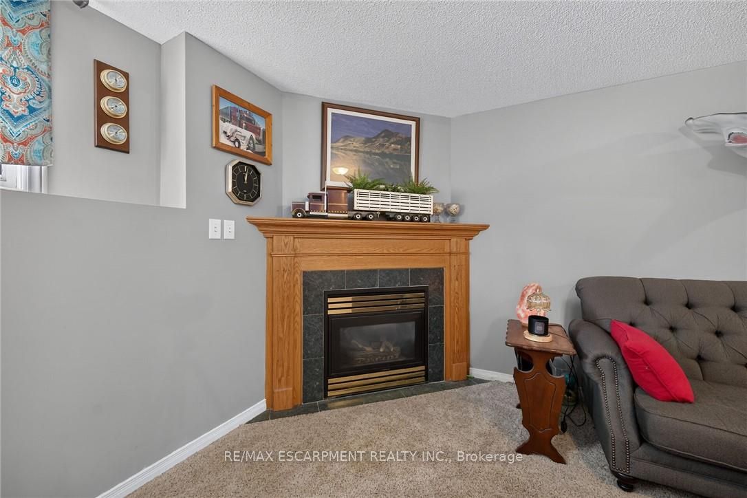 64 Caledonia Avenue Property Photo 25