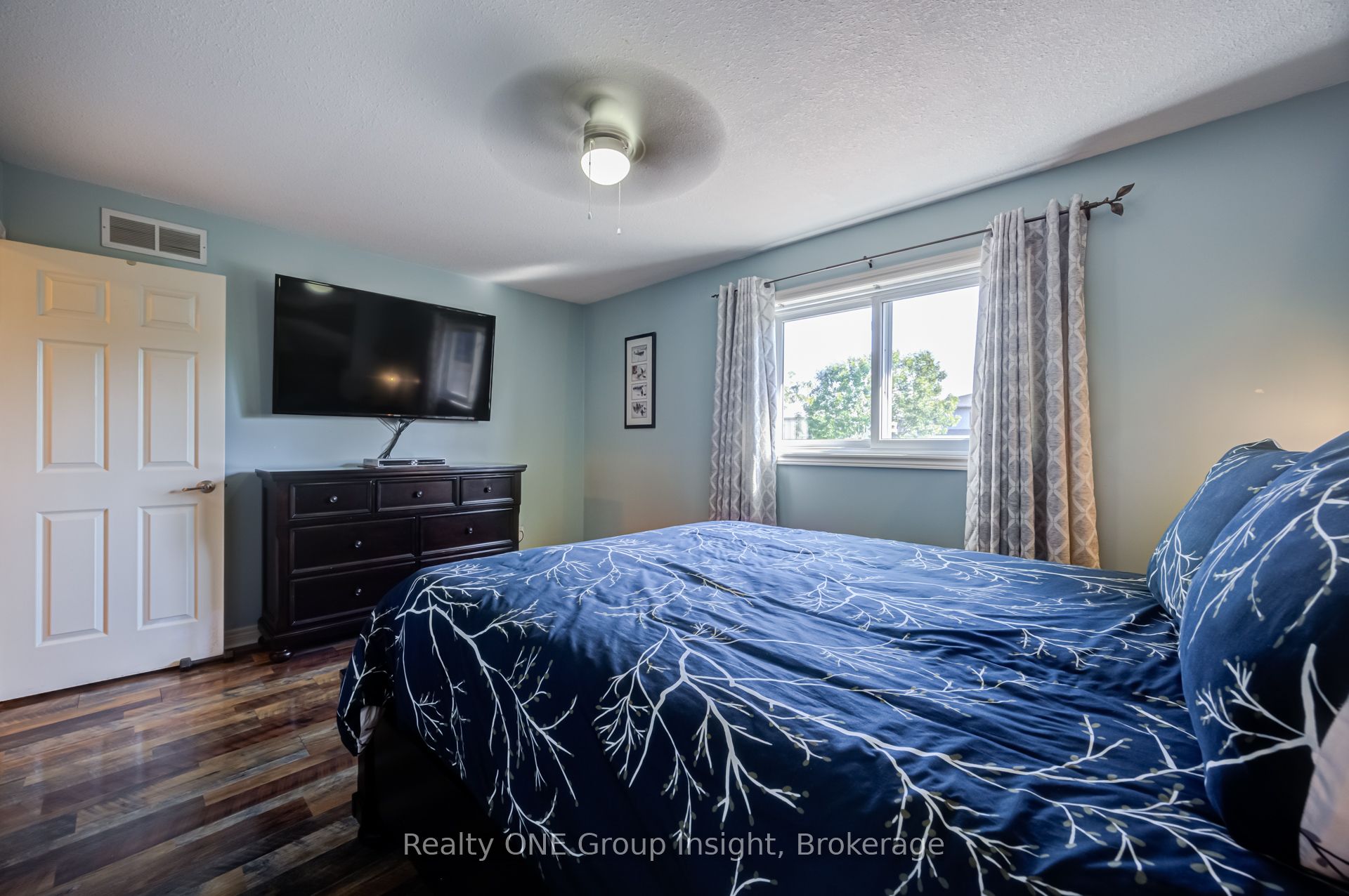 7880 Ascot Circle Property Photo 17