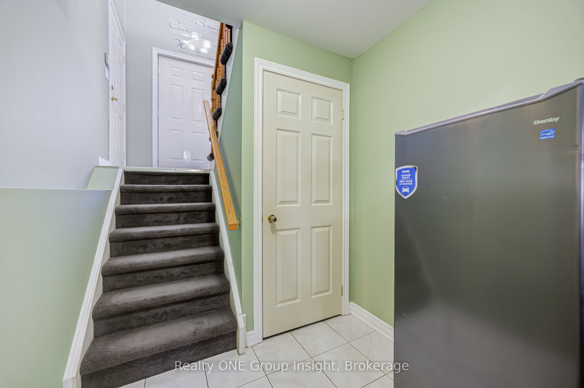 7880 Ascot Circle Property Photo 27