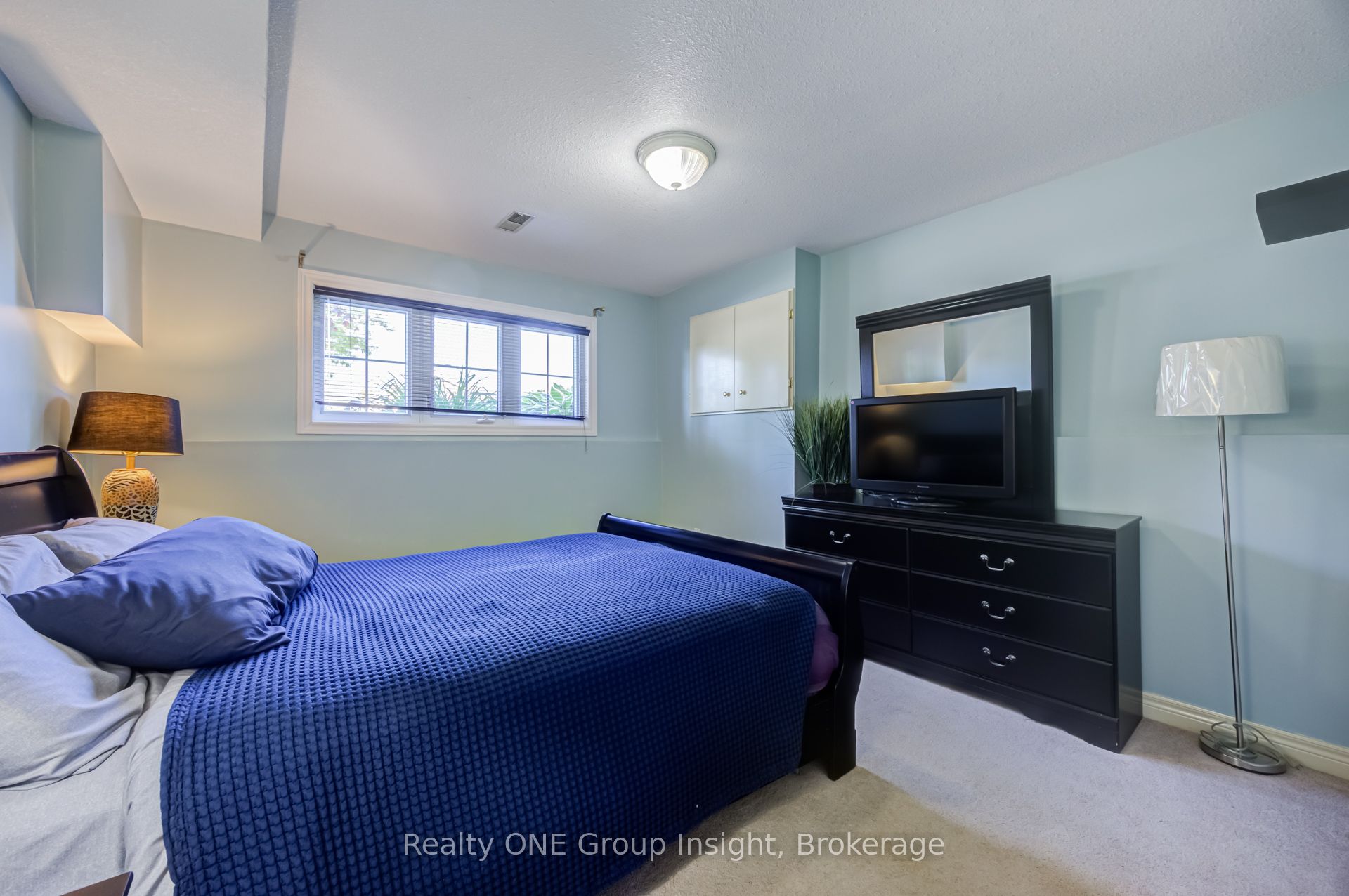 7880 Ascot Circle Property Photo 28