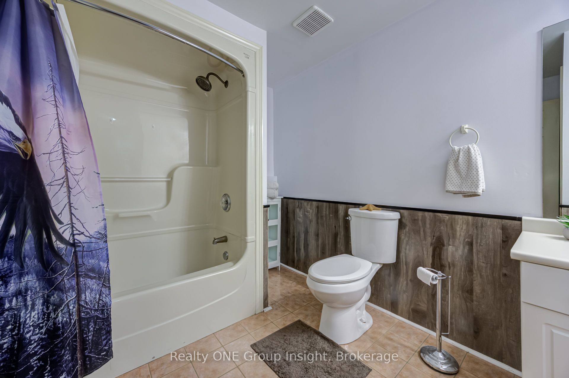 7880 Ascot Circle Property Photo 32