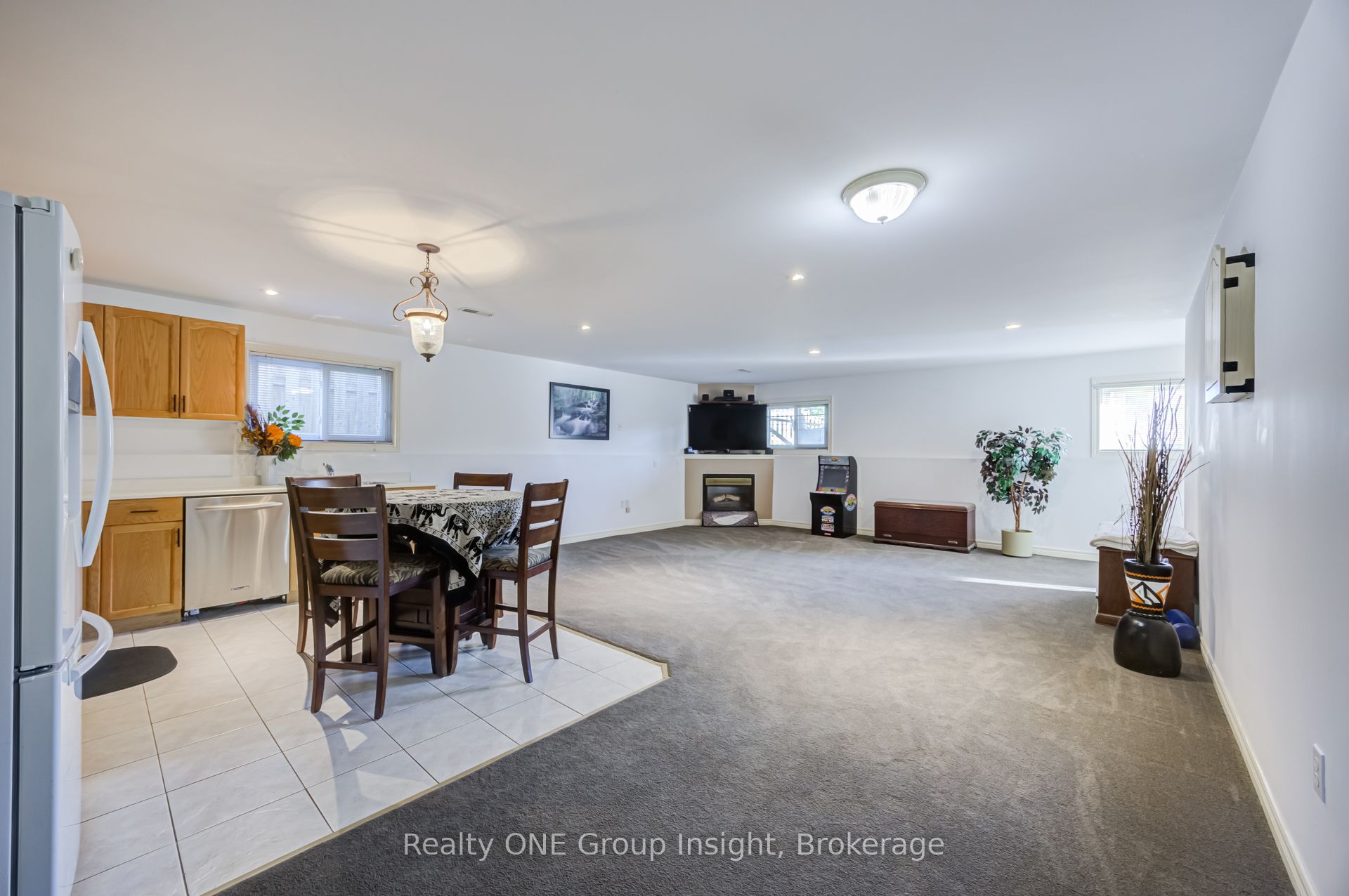 7880 Ascot Circle Property Photo 33